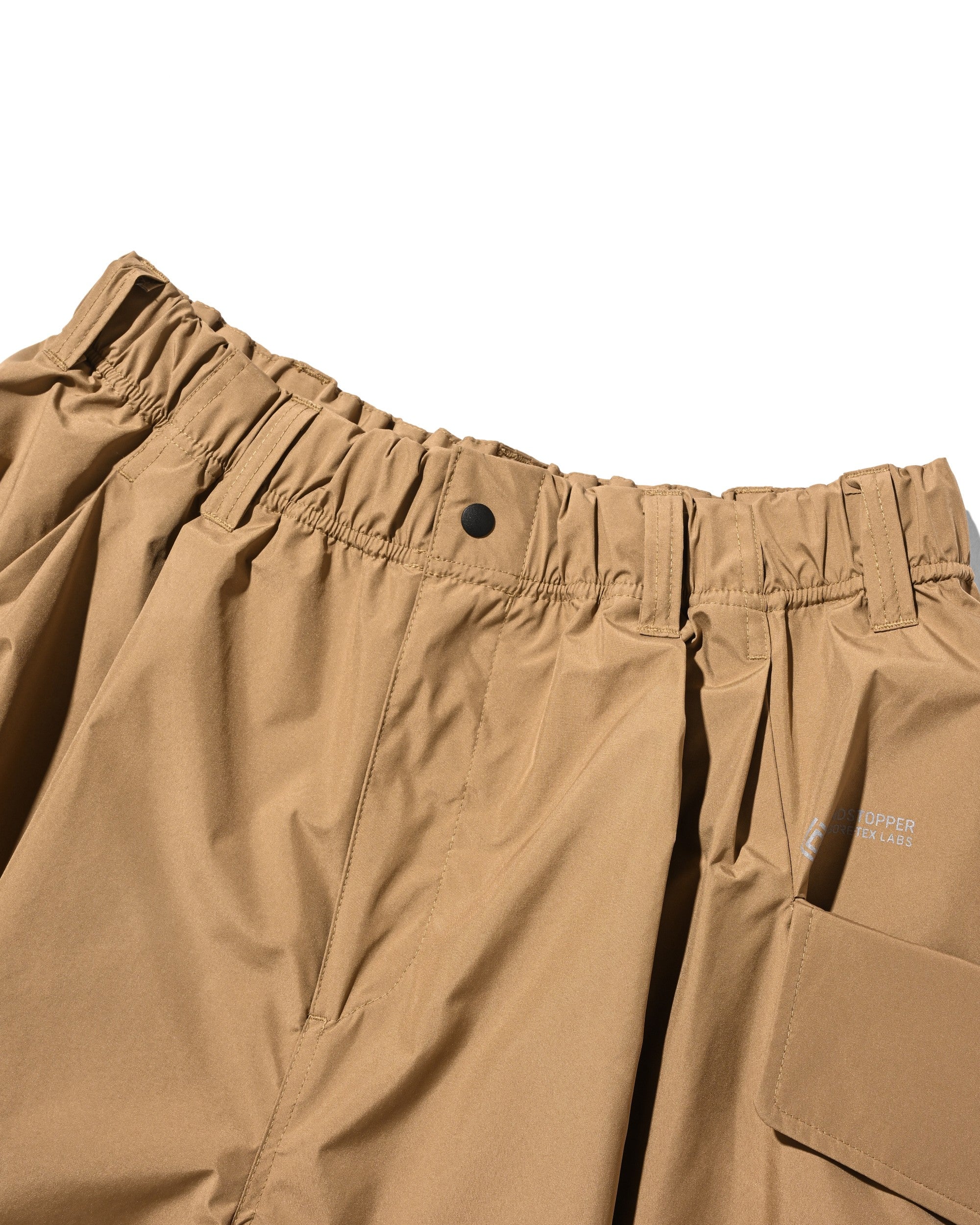 【8.12 WED 20:00- IN STOCK】+phenix WINDSTOPPER® by GORE-TEX LABS CITY FLAP WIDE BALLOON HALF PANTS (CAMEL BEIGE)