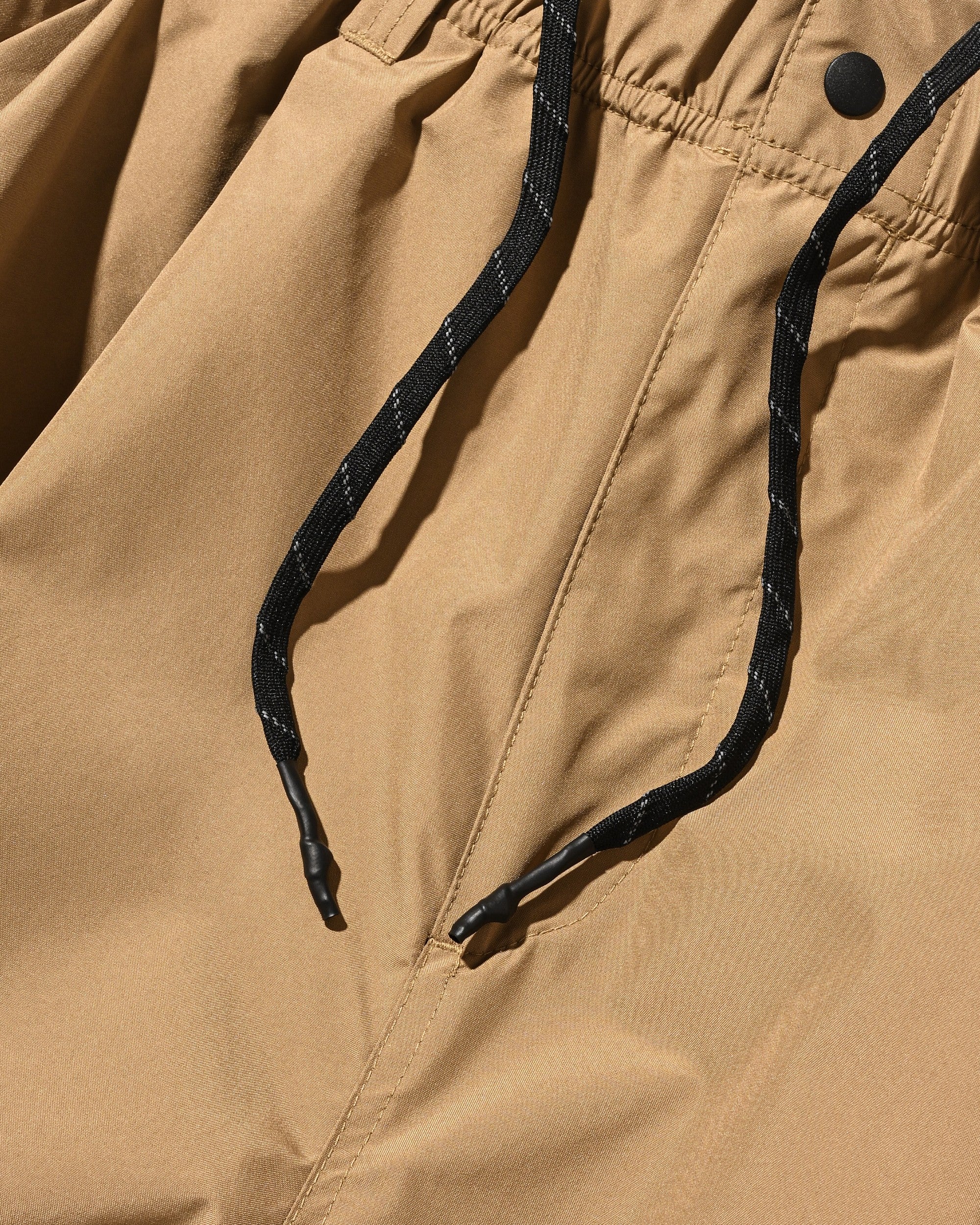【8.12 WED 20:00- IN STOCK】+phenix WINDSTOPPER® by GORE-TEX LABS CITY FLAP WIDE BALLOON HALF PANTS (CAMEL BEIGE)