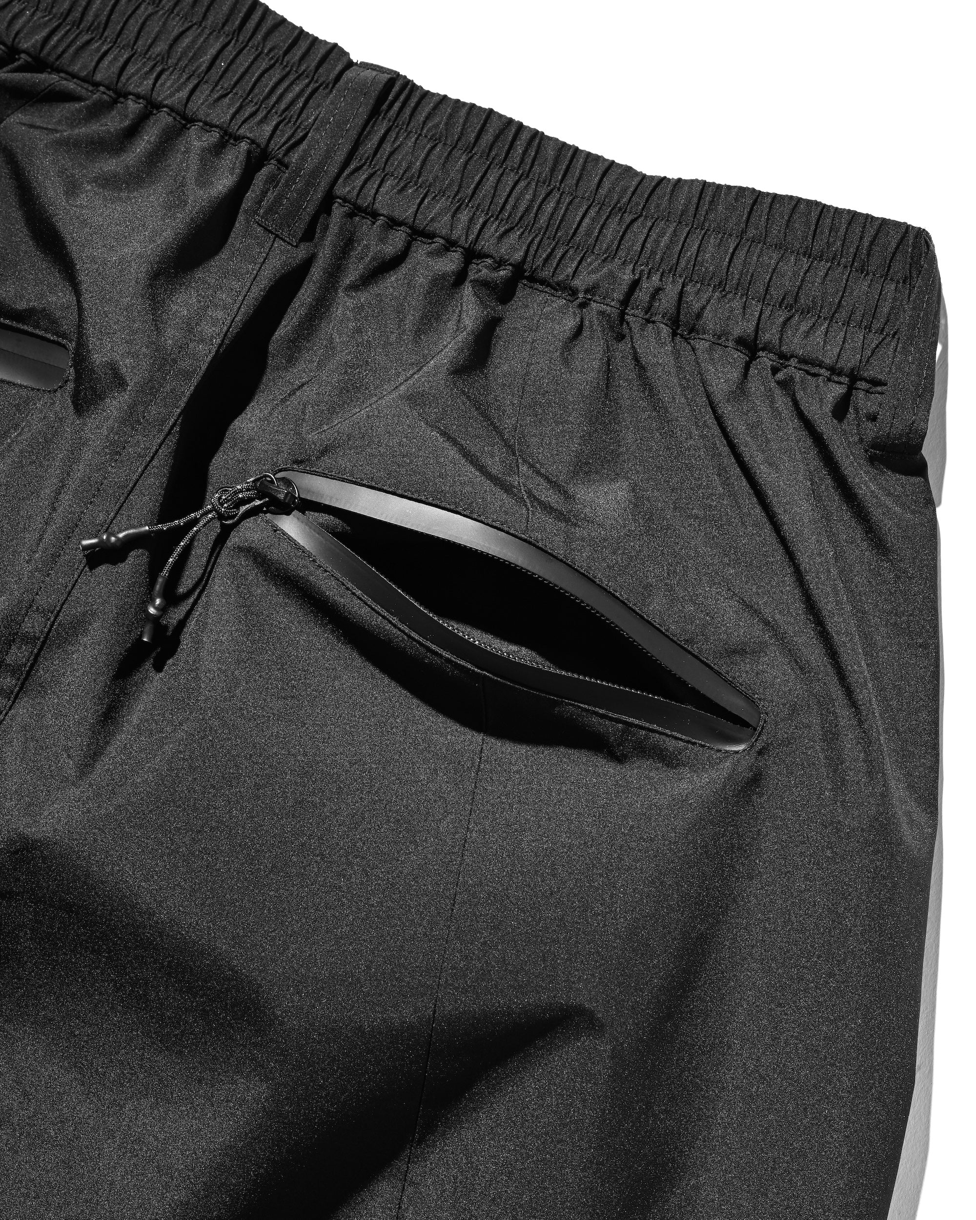 【6.20 SAT 20:00- IN STOCK】 +phenix WINDSTOPPER® by GORE-TEX LABS CITY BARREL LEG PANTS (BLACK×WHITE)