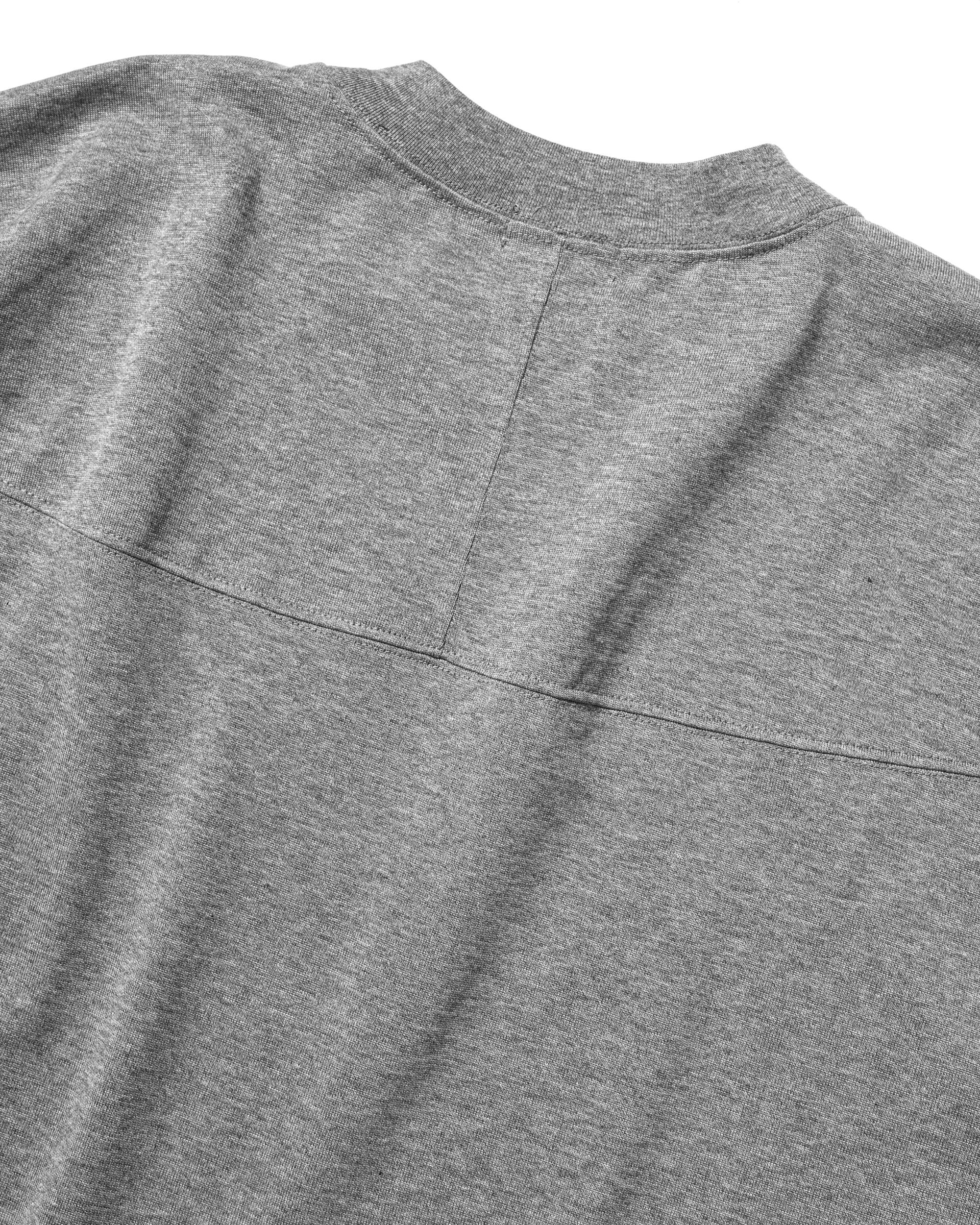 【8.29 SAT 20:00- IN STOCK】EMBROIDERED GAME S/S T-SHIRT WITH DRAWSTRINGS (HEATHER GRAY)