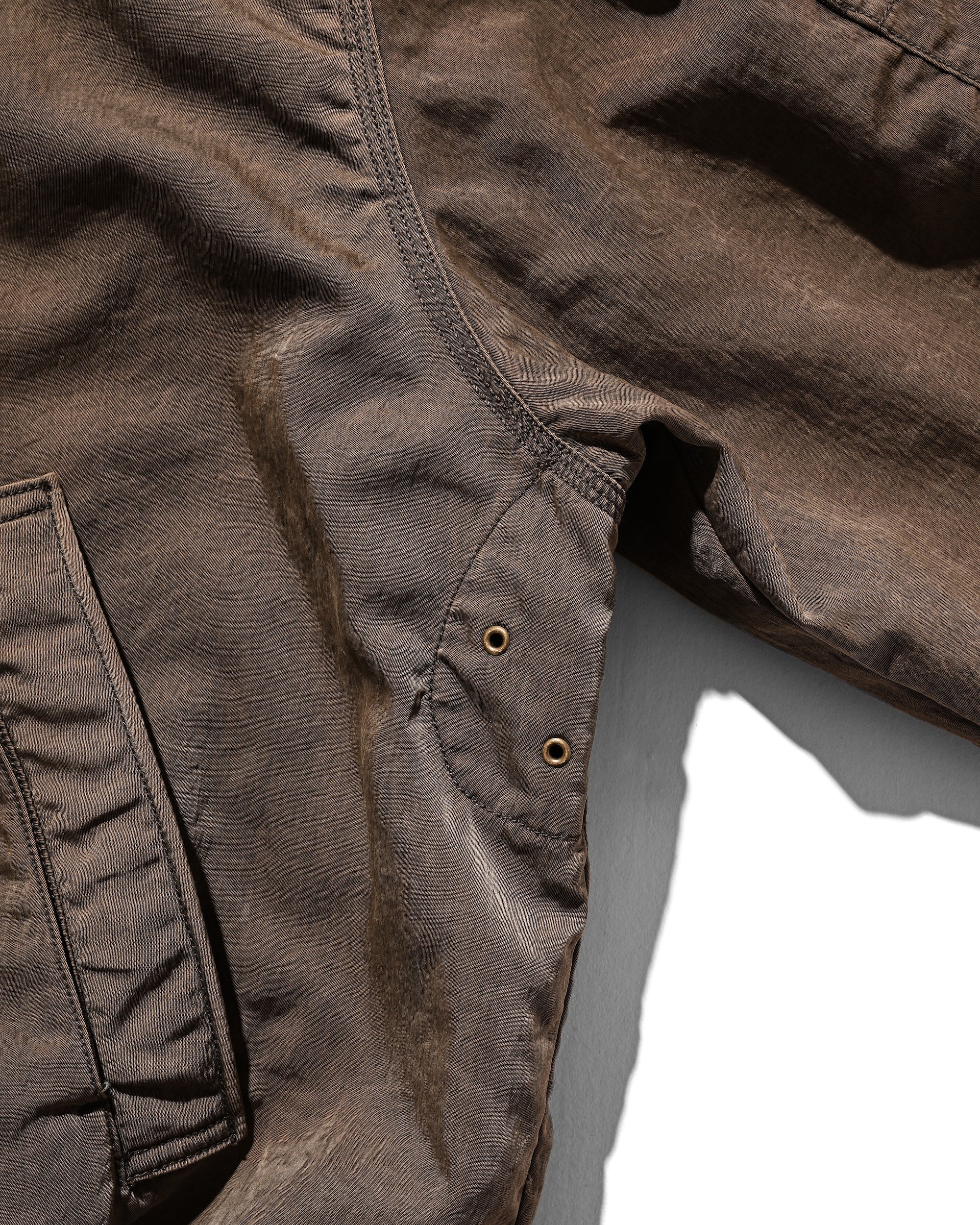 【2.7 SAT 20:00- IN STOCK】FADED FINISH NYLON CITY ACTIVE JACKET (FADE BROWN)