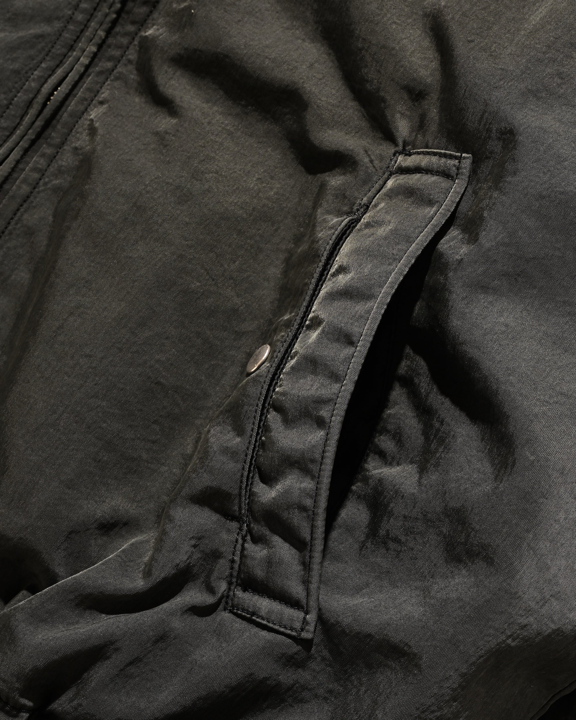 【2.7 SAT 20:00- IN STOCK】FADED FINISH NYLON CITY ACTIVE JACKET (FADE BLACK)
