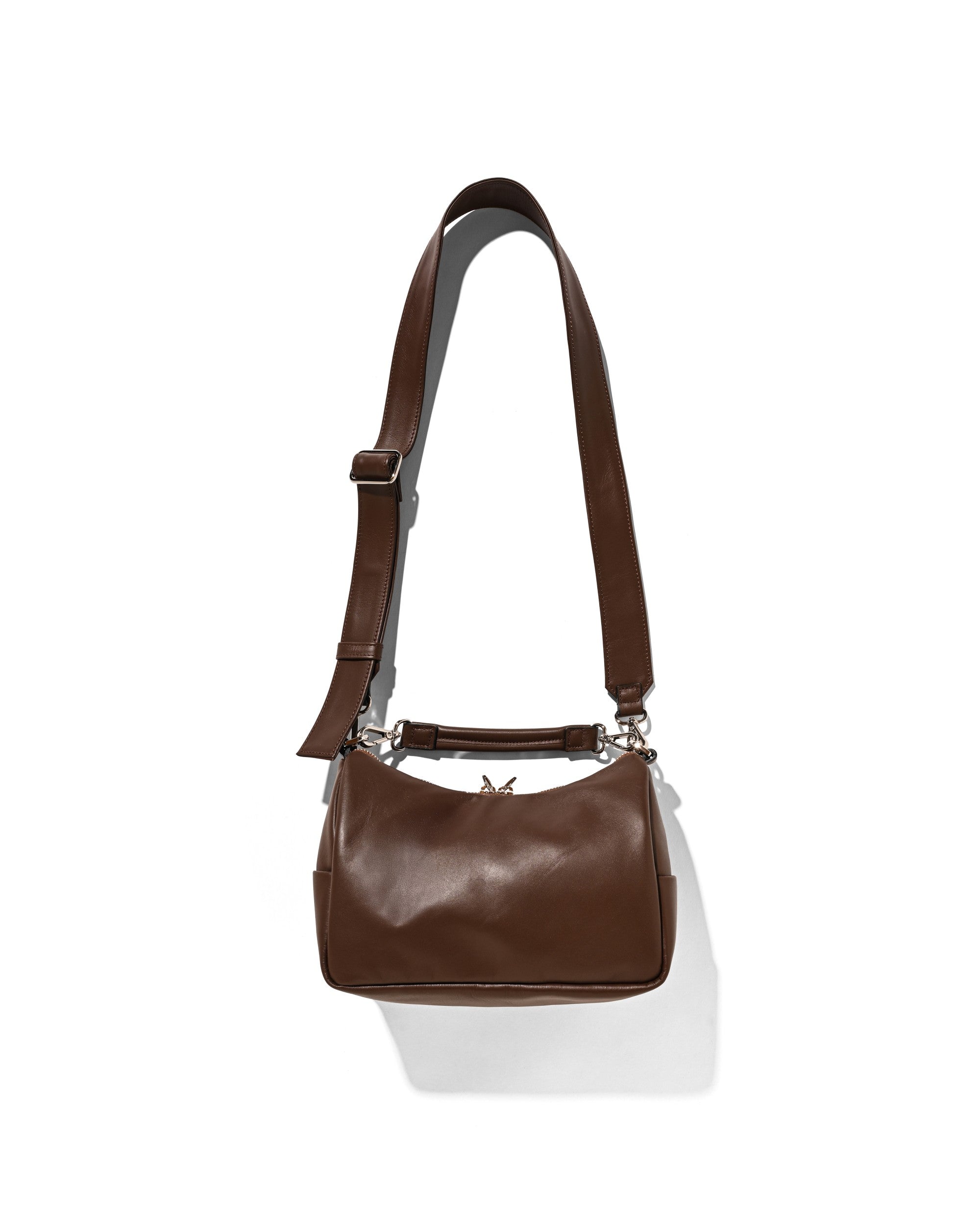 7.29 WED 20:00- IN STOCK】LEATHER DAYOFF BAG MINI (BROWN)
