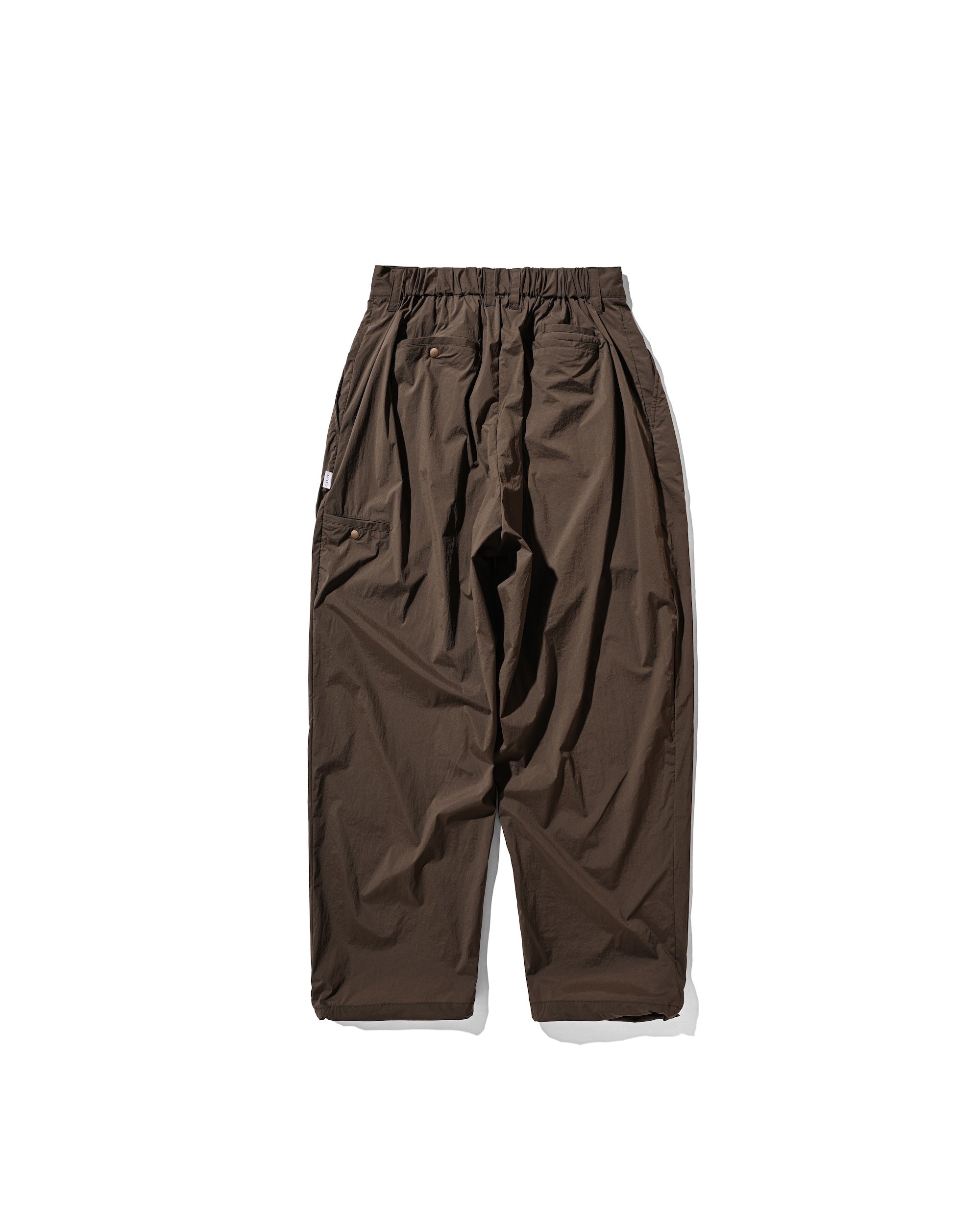 【FRAGSHIP STORE LIMITED】CRISPY NYLON CITY UNIFORM WIDE TAPERED PANTS (BROWN)