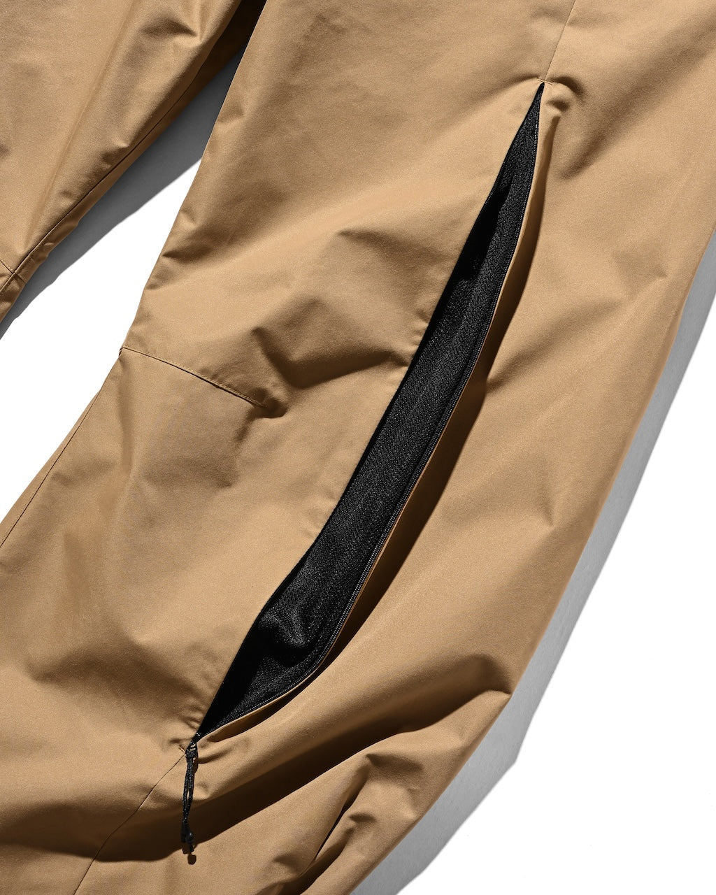 【9.2 WED 20:00- IN STOCK】+phenix WINDSTOPPER® by GORE-TEX LABS TWILL CITY BARREL LEG PANTS (CAMEL BEIGE)