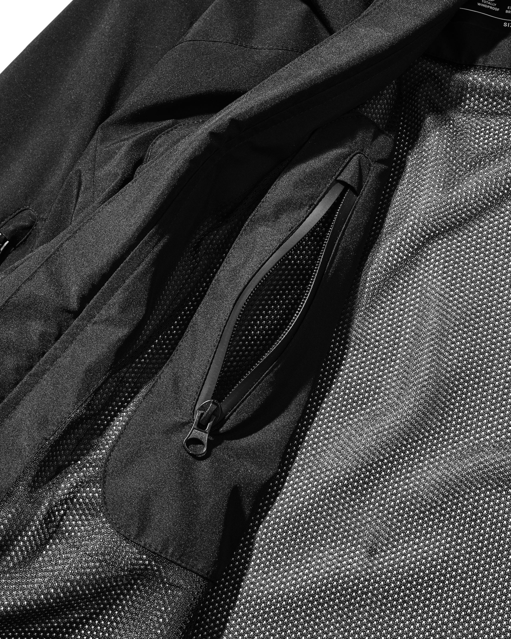 【3.4 WED 20:00- IN STOCK】+phenix WINDSTOPPER® by GORE-TEX LABS CITY HYDRO SHED JACKET (BLACK)