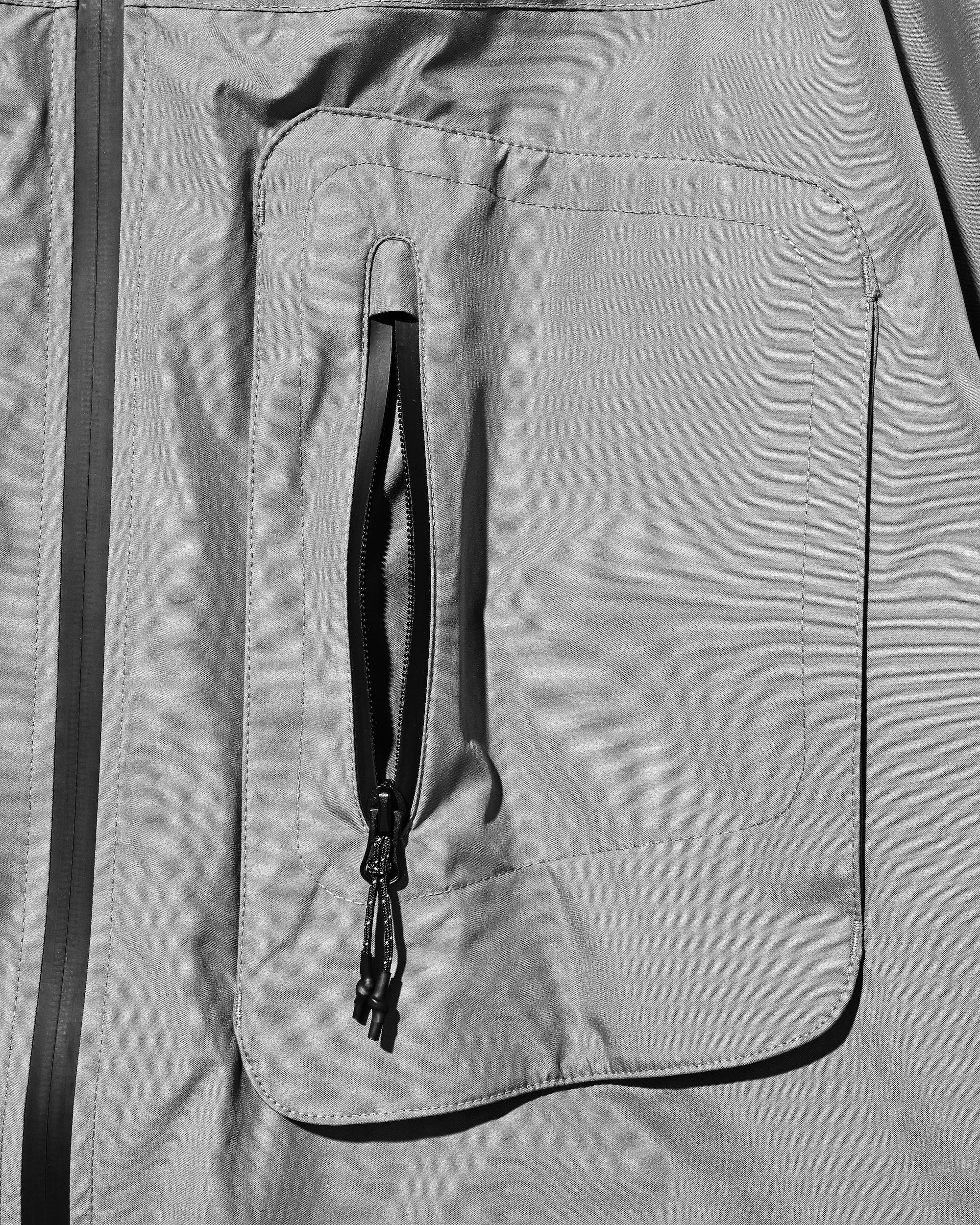 【3.4 WED 20:00- IN STOCK】+phenix WINDSTOPPER® by GORE-TEX LABS CITY HYDRO SHED JACKET (CHARCOAL GRAY)