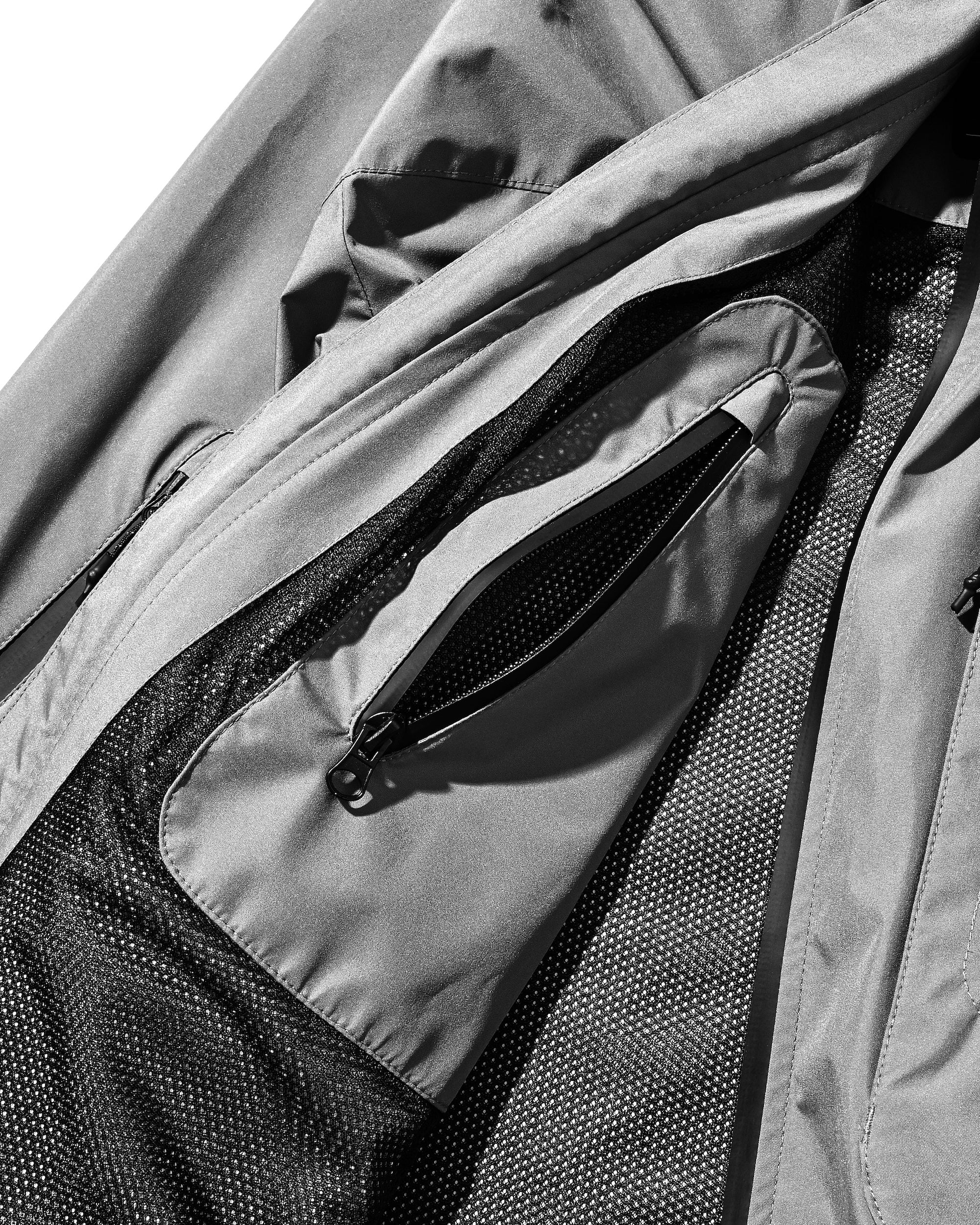 【3.4 WED 20:00- IN STOCK】+phenix WINDSTOPPER® by GORE-TEX LABS CITY HYDRO SHED JACKET (CHARCOAL GRAY)