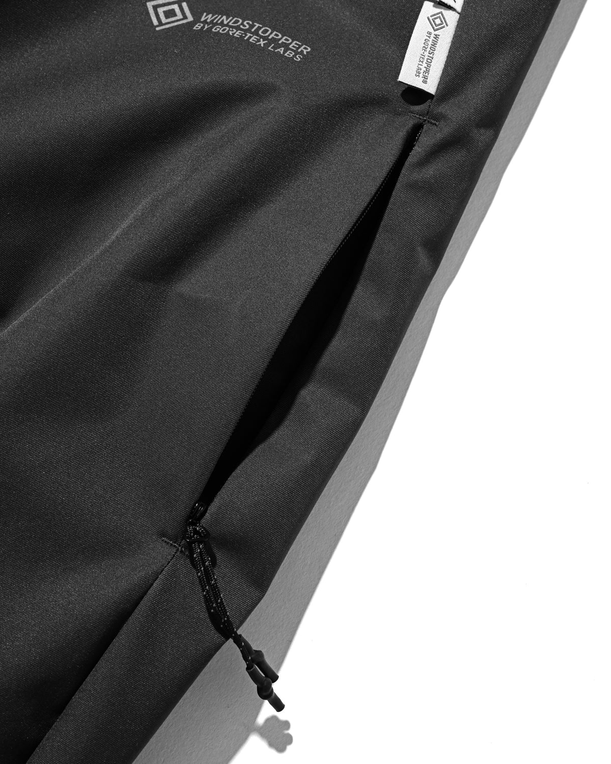 【10.17 SAT 20:00- IN STOCK】 +phenix WINDSTOPPER® by GORE-TEX LABS TWILL CITY BARREL LEG PANTS (SHADOW GRAY)