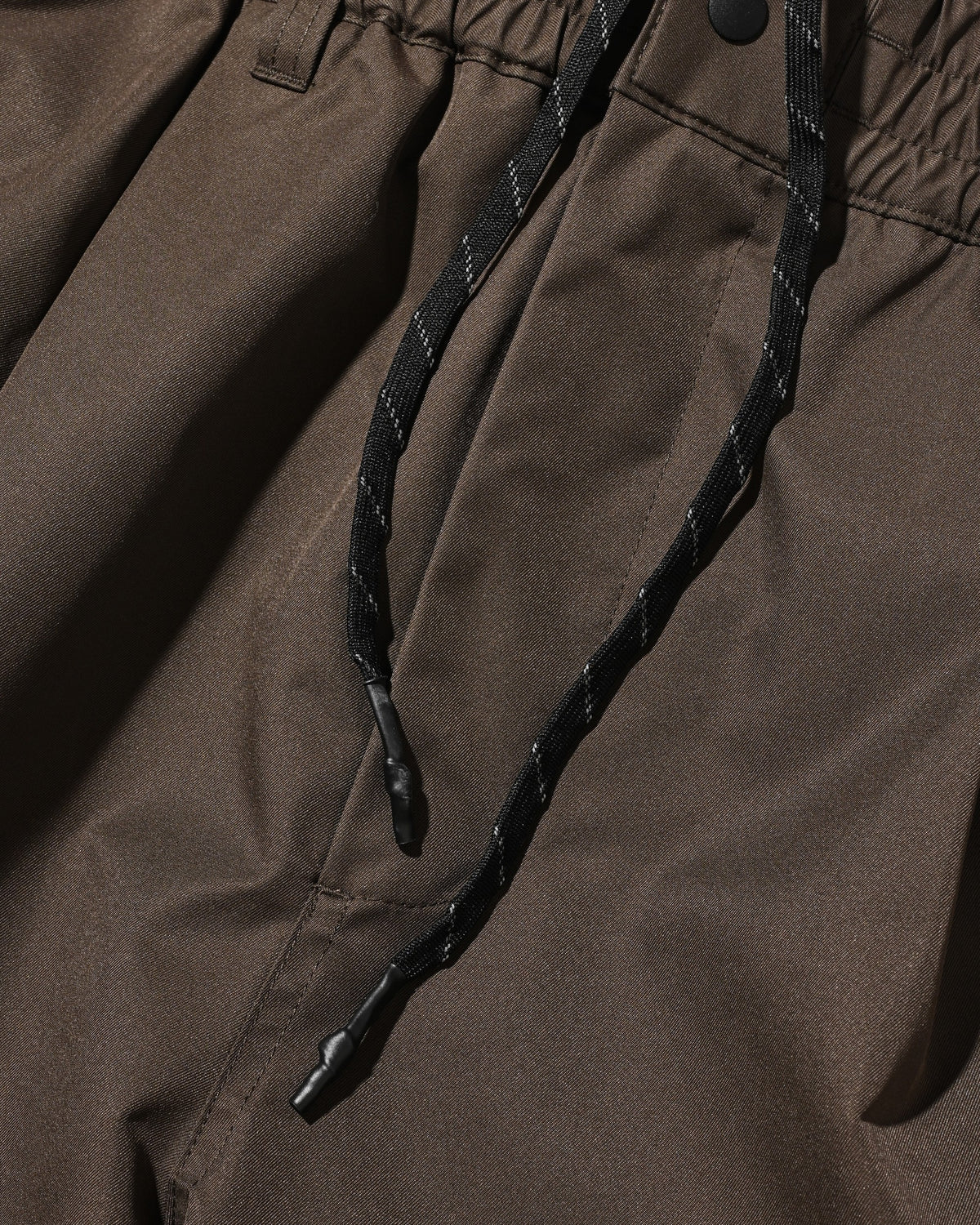 【10.17 SAT 20:00- IN STOCK】 +phenix WINDSTOPPER® by GORE-TEX LABS TWILL CITY BARREL LEG PANTS (URBAN BROWN)