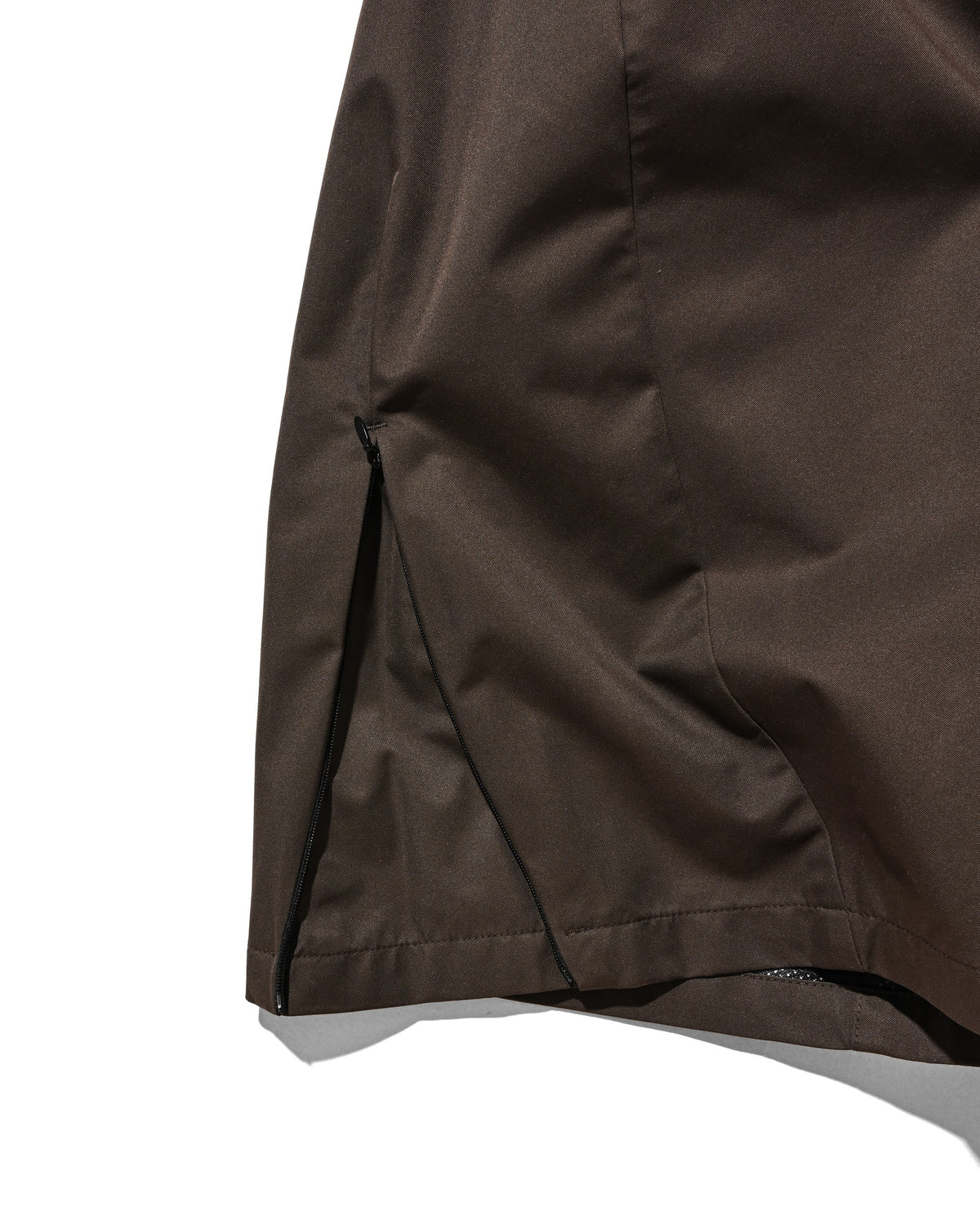 【10.17 SAT 20:00- IN STOCK】 +phenix WINDSTOPPER® by GORE-TEX LABS TWILL CITY BARREL LEG PANTS (URBAN BROWN)