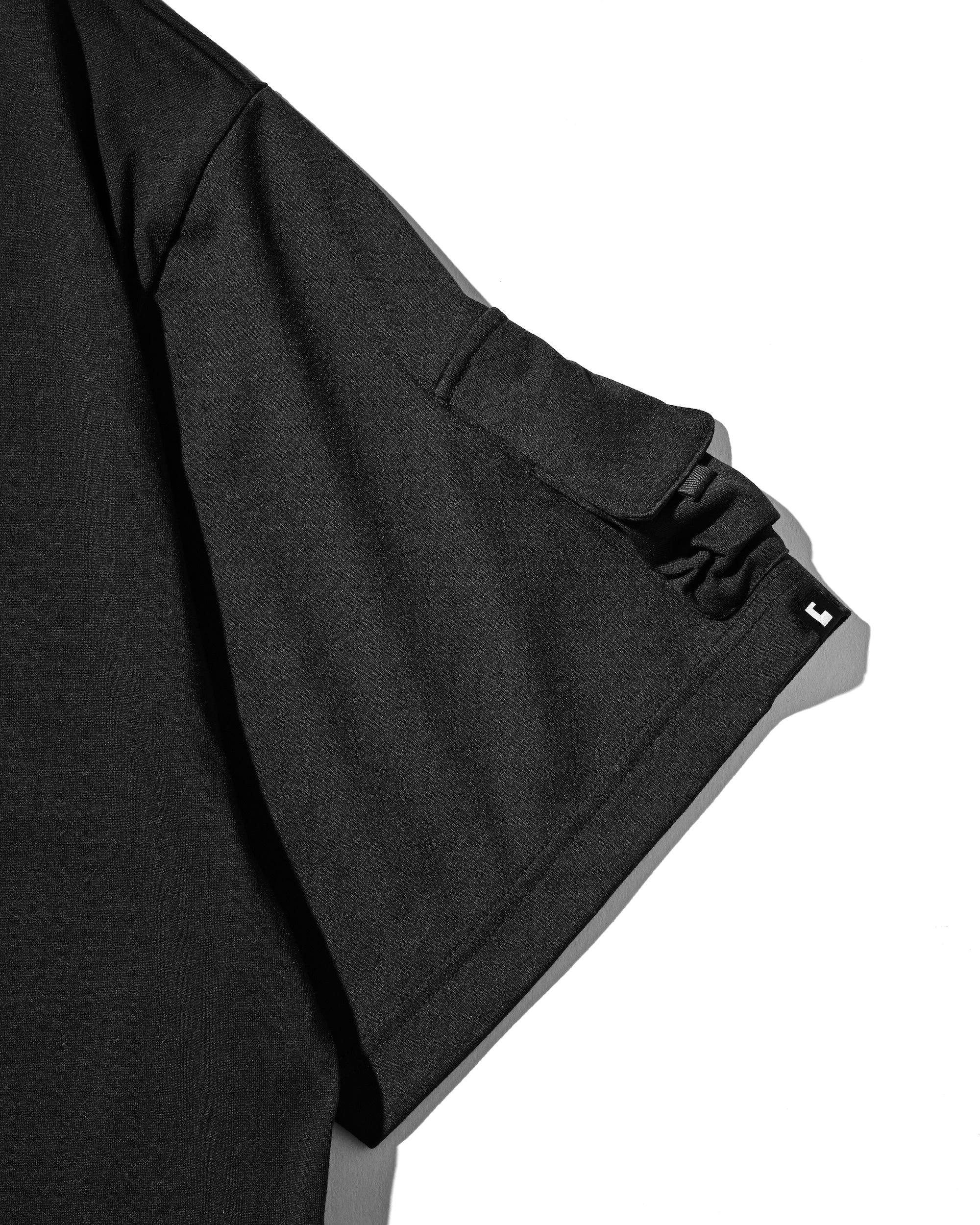 【7.1 WED 20:00- IN STOCK】MULTI POCKET S/S T-SHIRT (BLACK)
