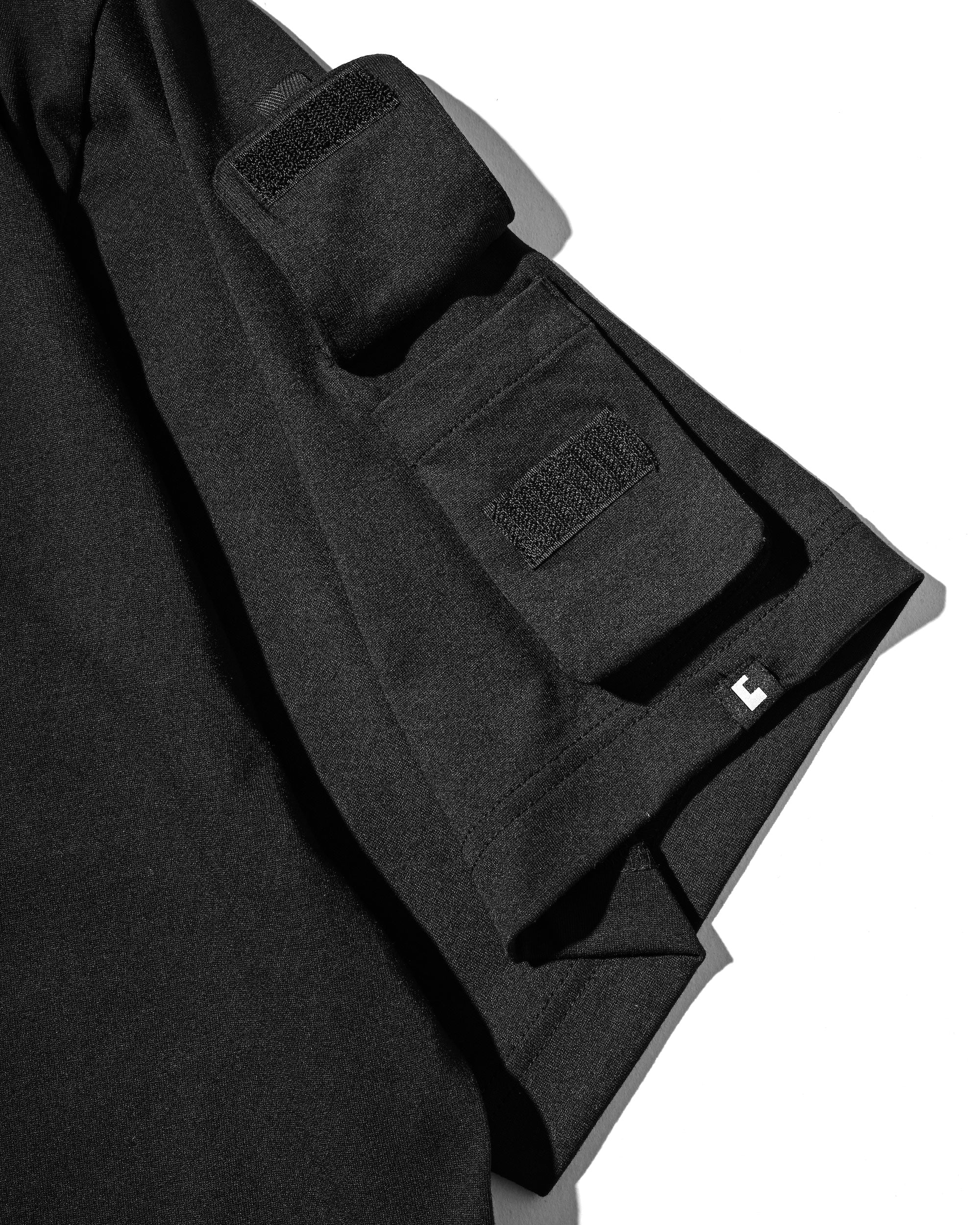 【7.1 WED 20:00- IN STOCK】MULTI POCKET S/S T-SHIRT (BLACK)