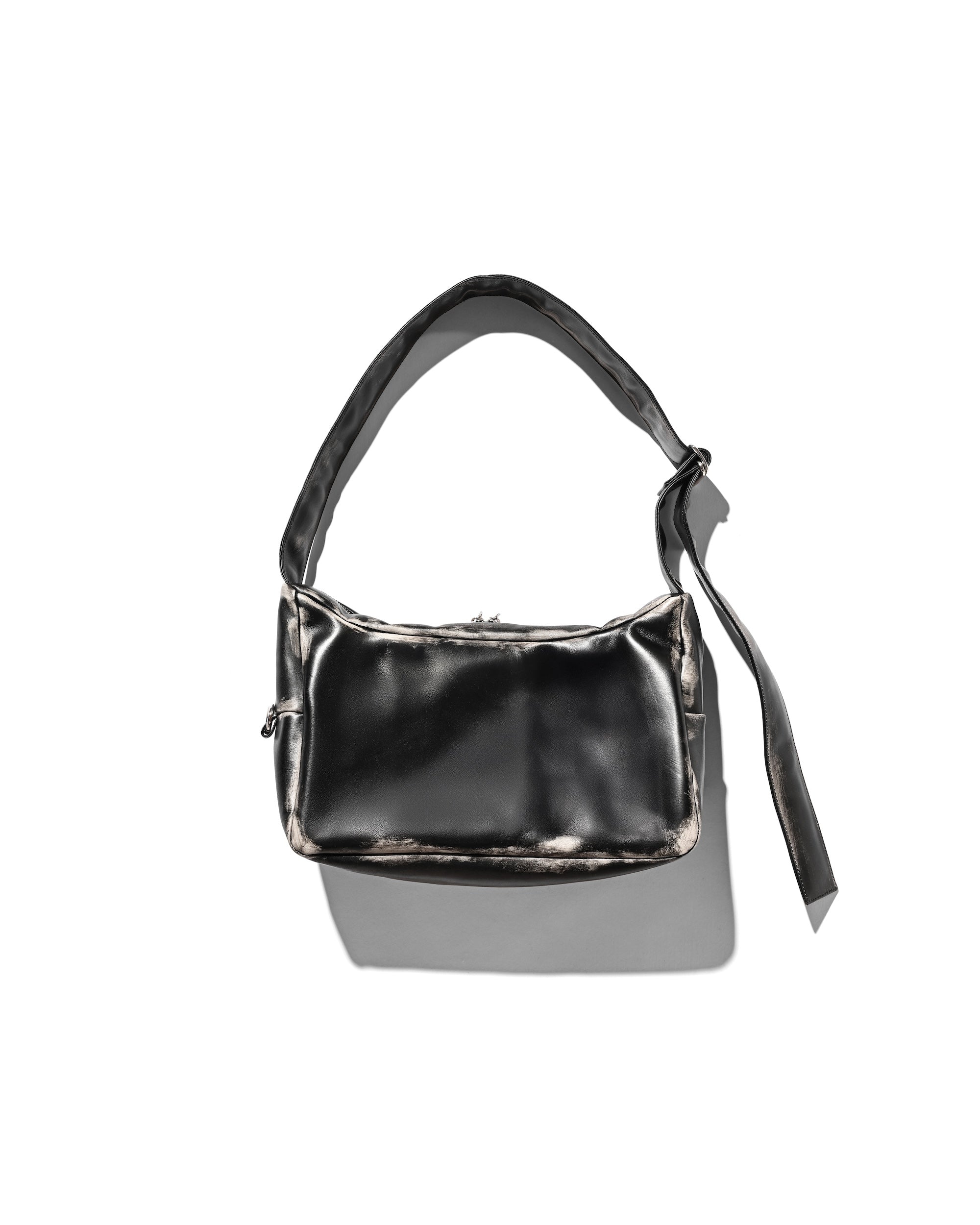 【10.4 SAT 20:00- IN STOCK】VINTAGE LEATHER HOLIDAY BAG (BLACK)