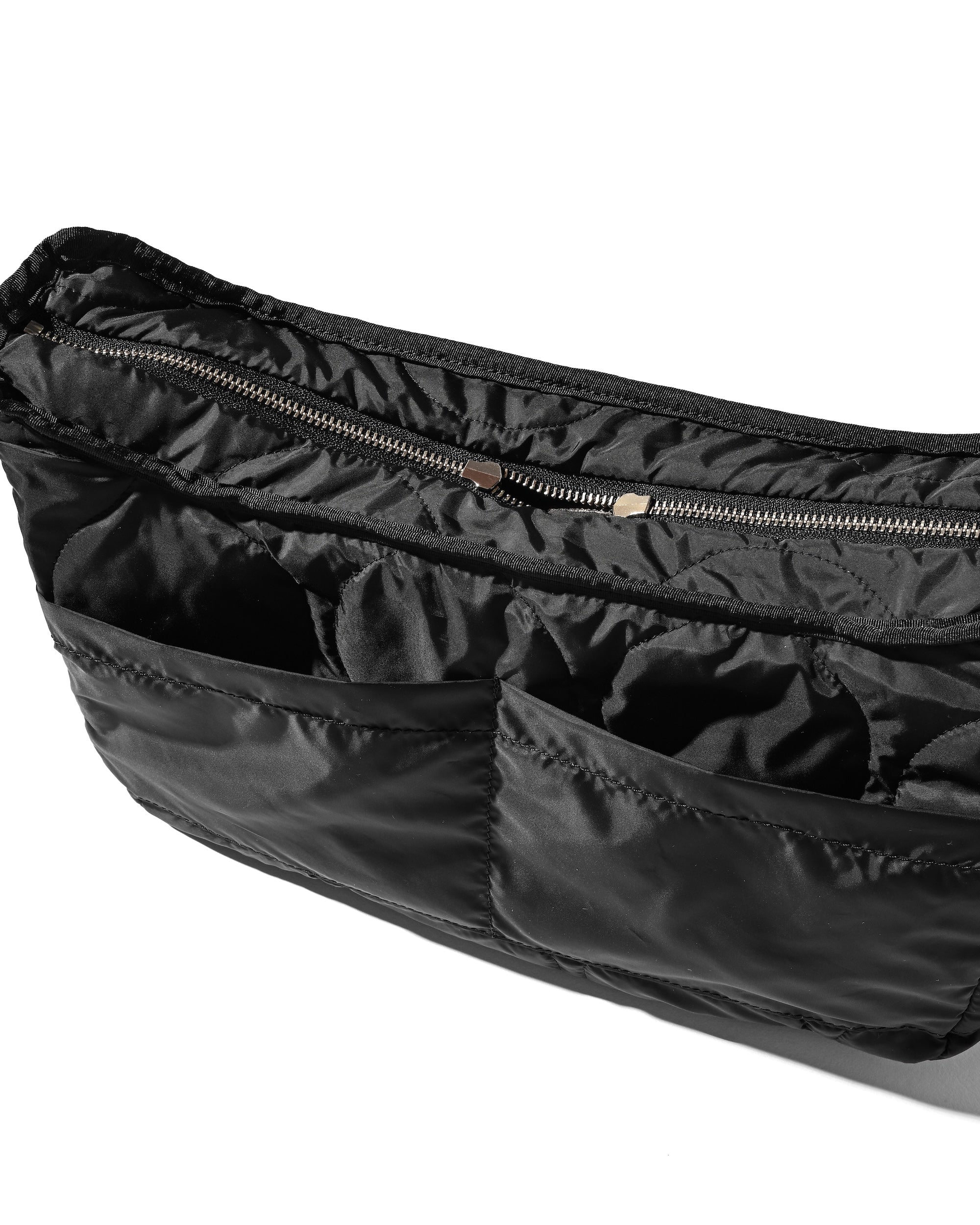 【10.4 SAT 20:00- IN STOCK】VINTAGE LEATHER HOLIDAY BAG (BLACK)