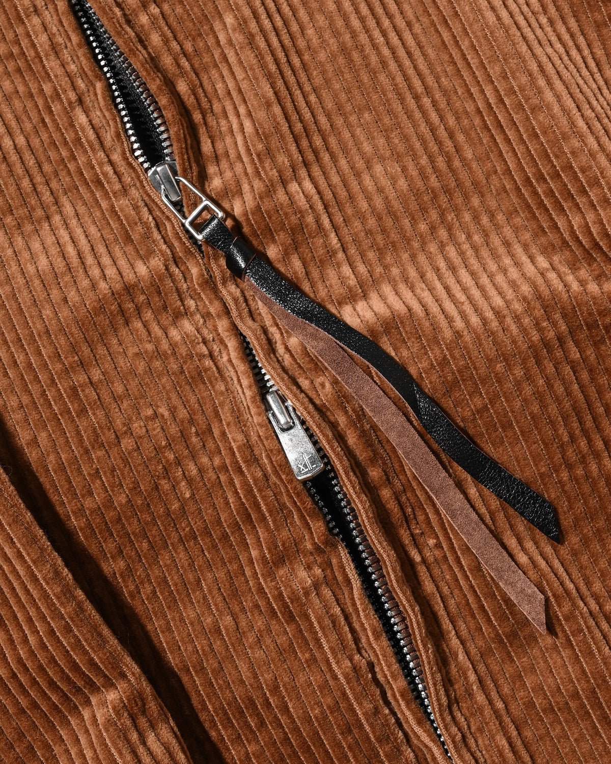 【10.21 WED 20:00- IN STOCK】 LEATHER COLLAR CORDUROY CITY UTILITY BALLOON JACKET (CAMEL)