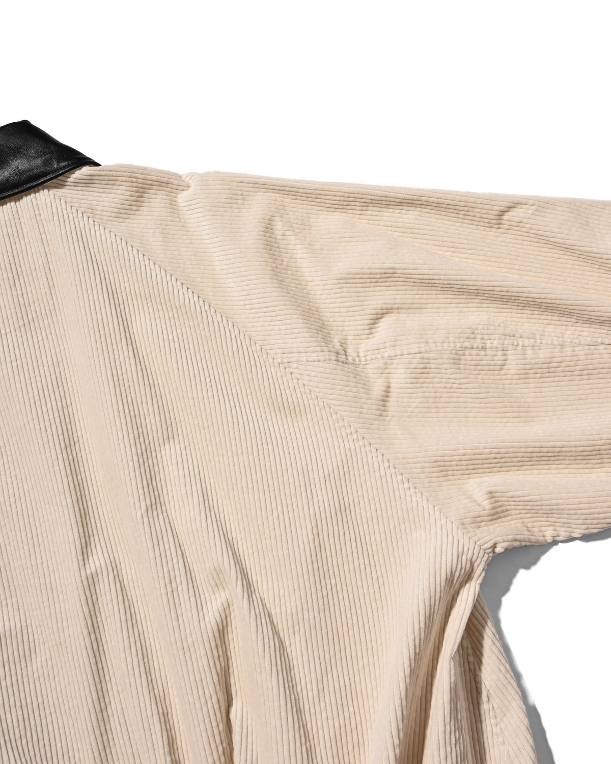 【10.21 WED 20:00- IN STOCK】 LEATHER COLLAR CORDUROY CITY UTILITY BALLOON JACKET (OFF WHITE)