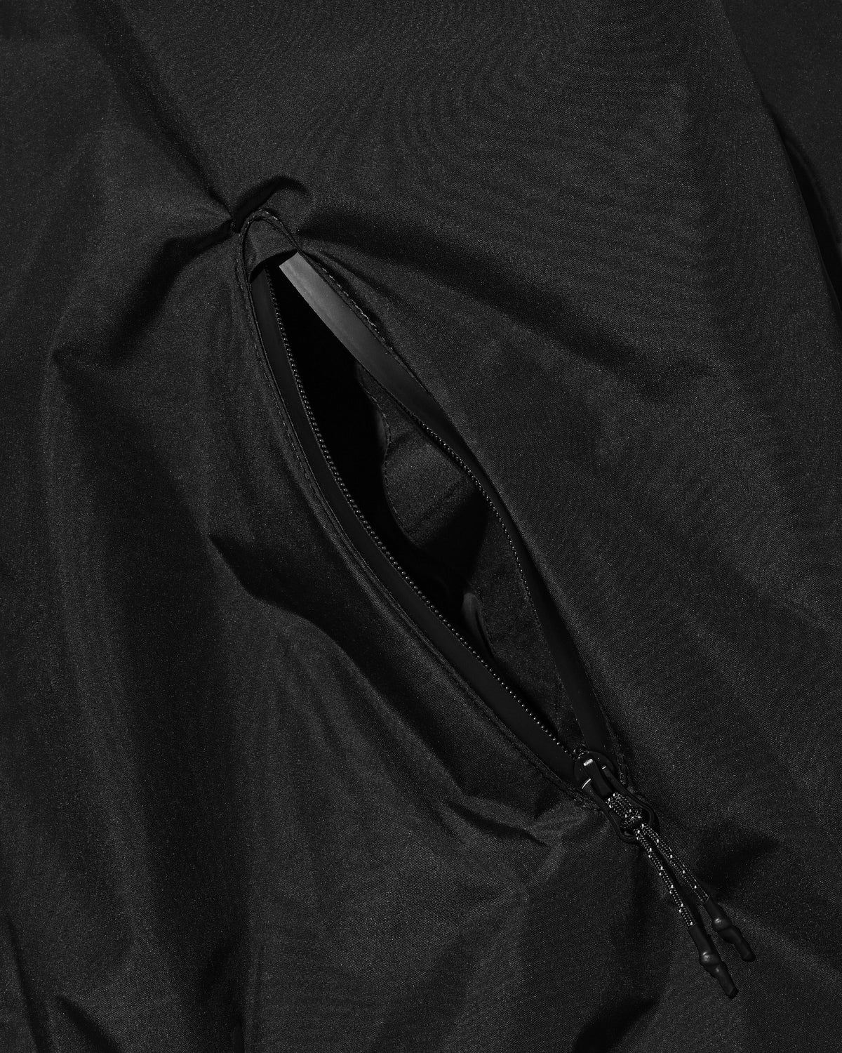 【10.28 WED 20:00- IN STOCK】 +phenix WINDSTOPPER® by GORE-TEX LABS CITY UTILITY INSULATED JACKET TYPE 1 (BLACK)
