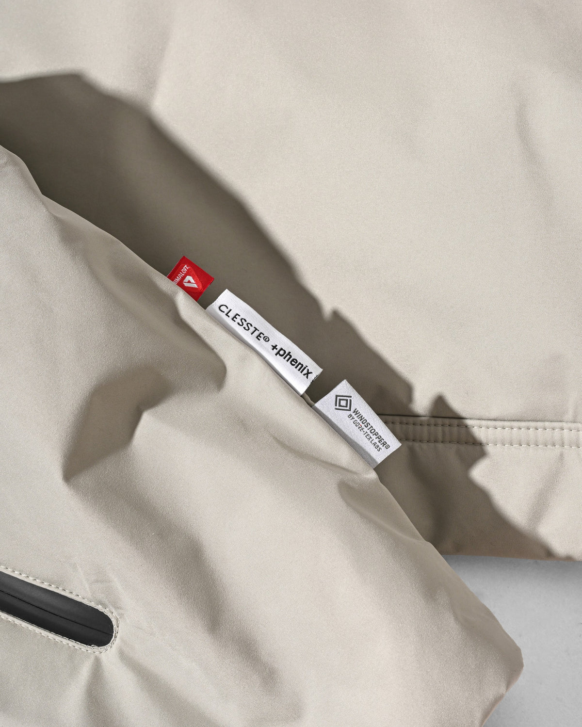 【10.28 WED 20:00- IN STOCK】 +phenix WINDSTOPPER® by GORE-TEX LABS CITY UTILITY INSULATED JACKET TYPE 1 (SOFT GREIGE)