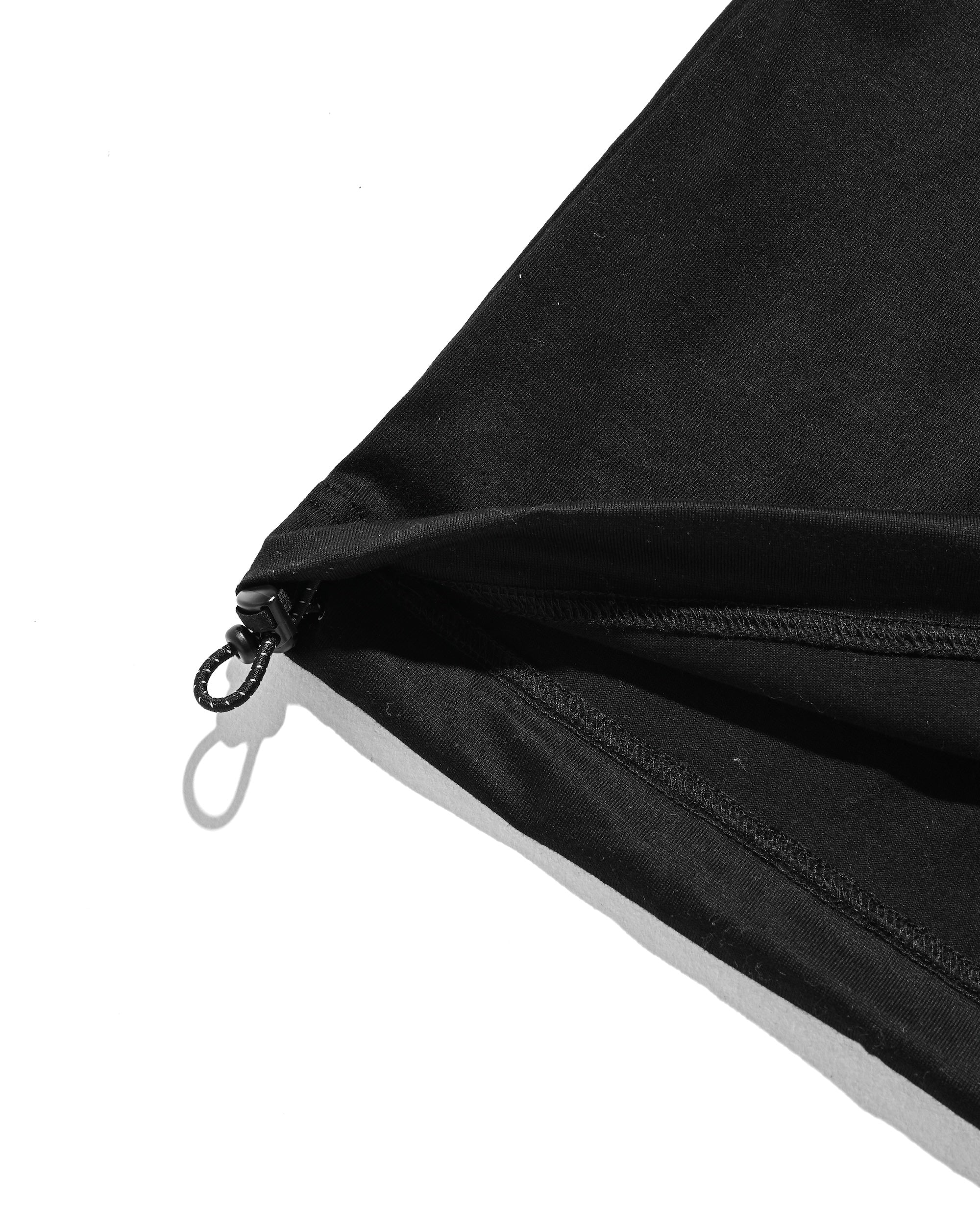 COLLEGE LOGO PRINT MASSIVE T-SHIRT WITH DRAWSTRINGS (BLACK)