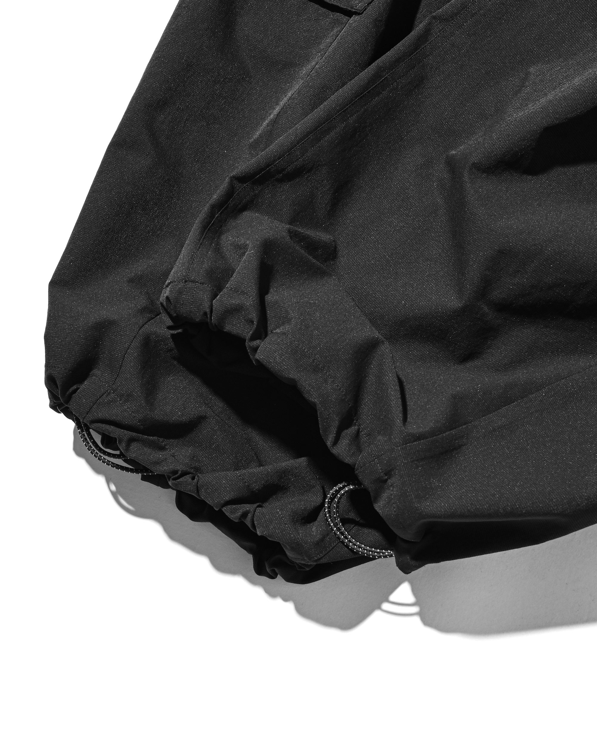 COOL DOTS®︎  MEGA POCKET BALLOON CARGO PANTS (BLACK)
