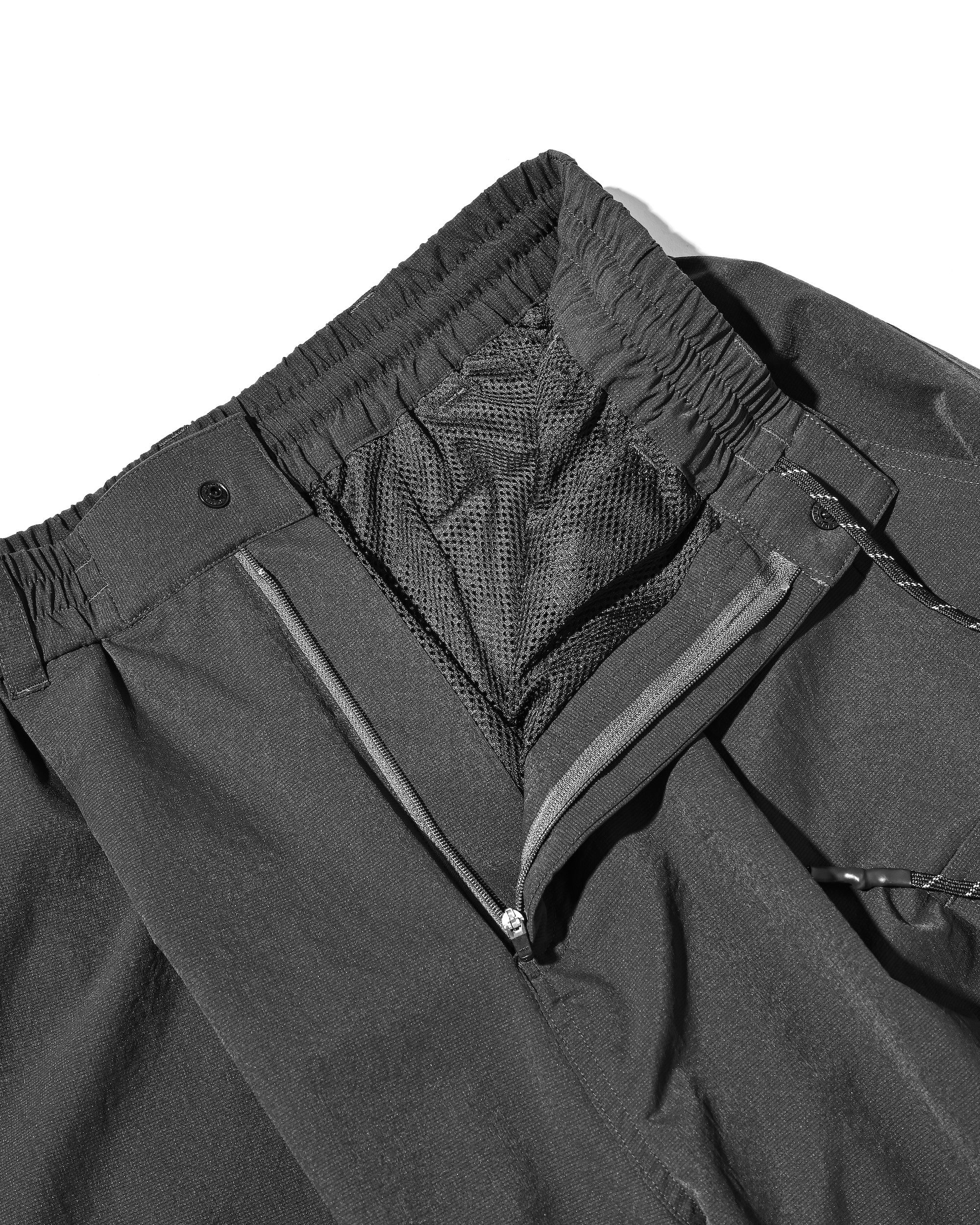 COOL DOTS®︎  MEGA POCKET BALLOON CARGO PANTS (CHARCOAL)