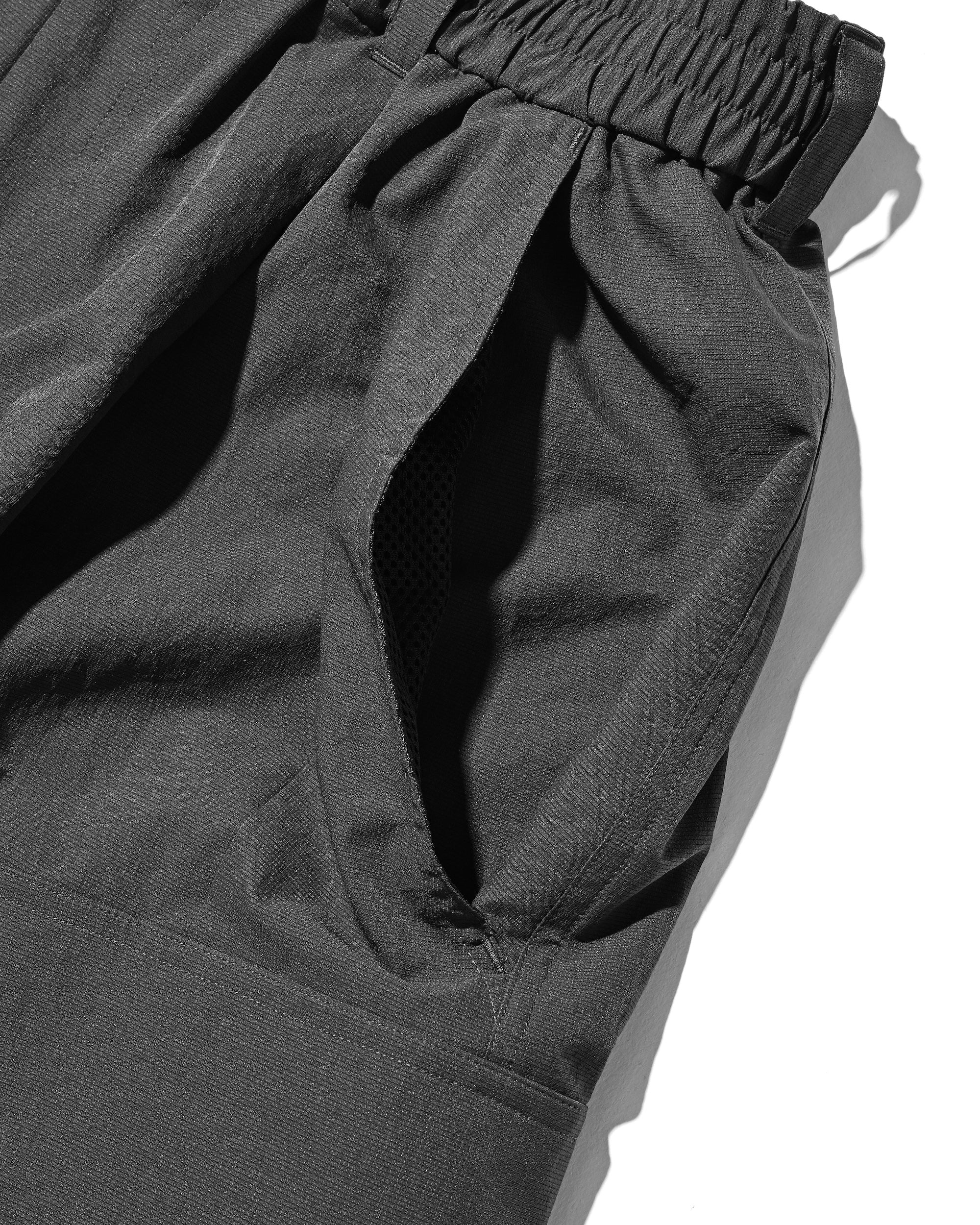 COOL DOTS®︎  MEGA POCKET BALLOON CARGO PANTS (CHARCOAL)