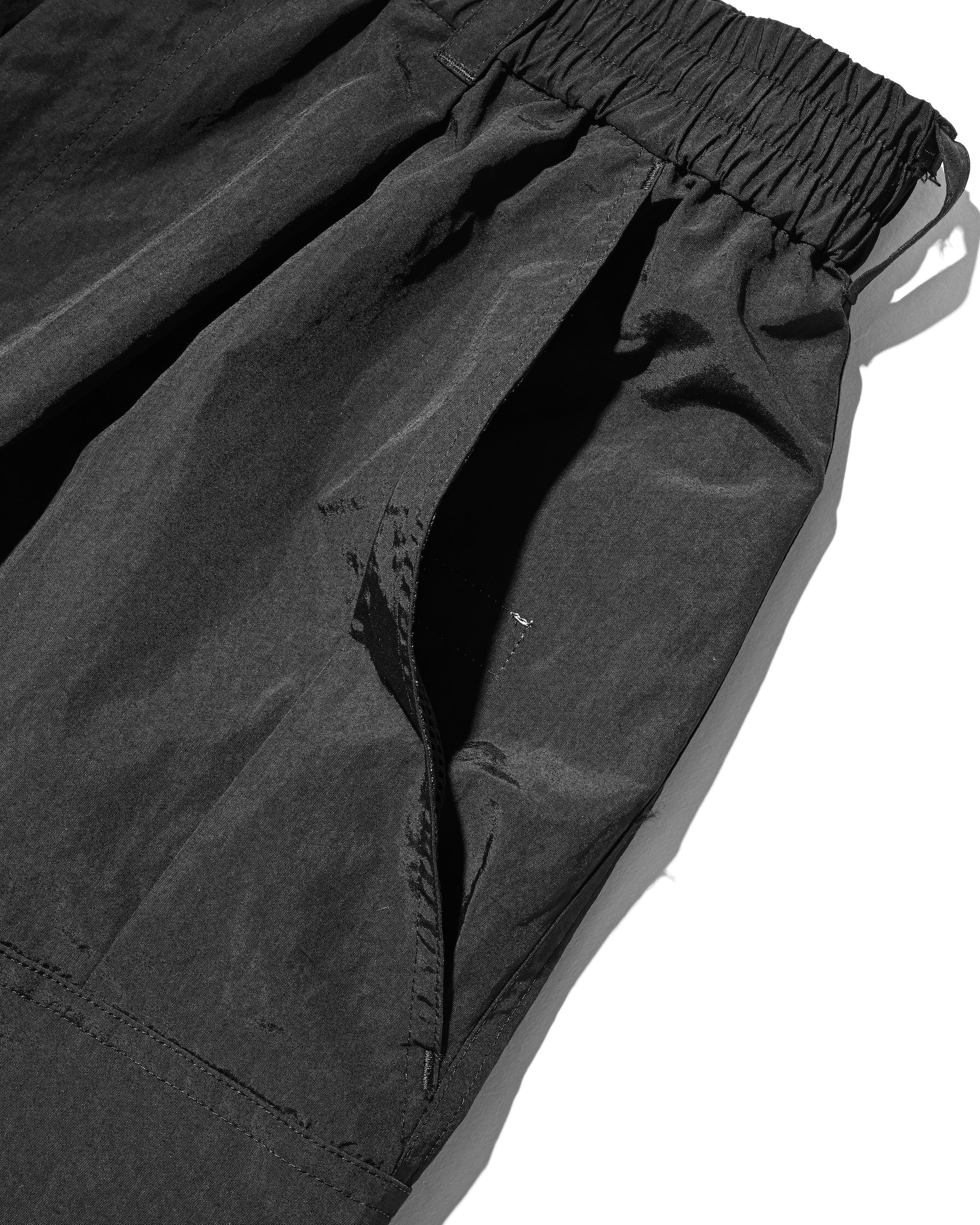 【3.11 WED 20:00- IN STOCK】ACTIVE CITY MEGA POCKET BALLOON CARGO PANTS (BLACK)
