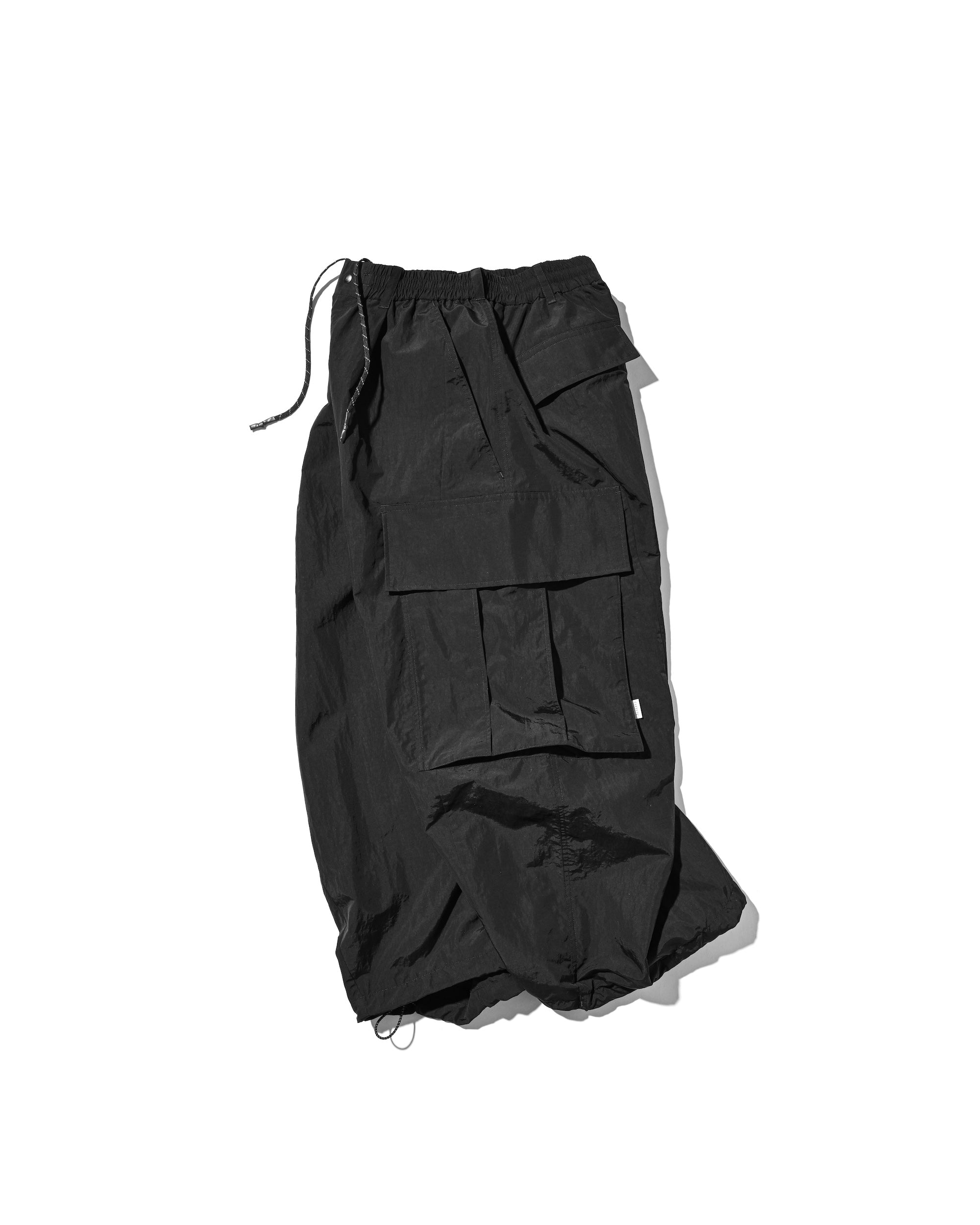 【3.11 WED 20:00- IN STOCK】ACTIVE CITY MEGA POCKET BALLOON CARGO PANTS (BLACK)