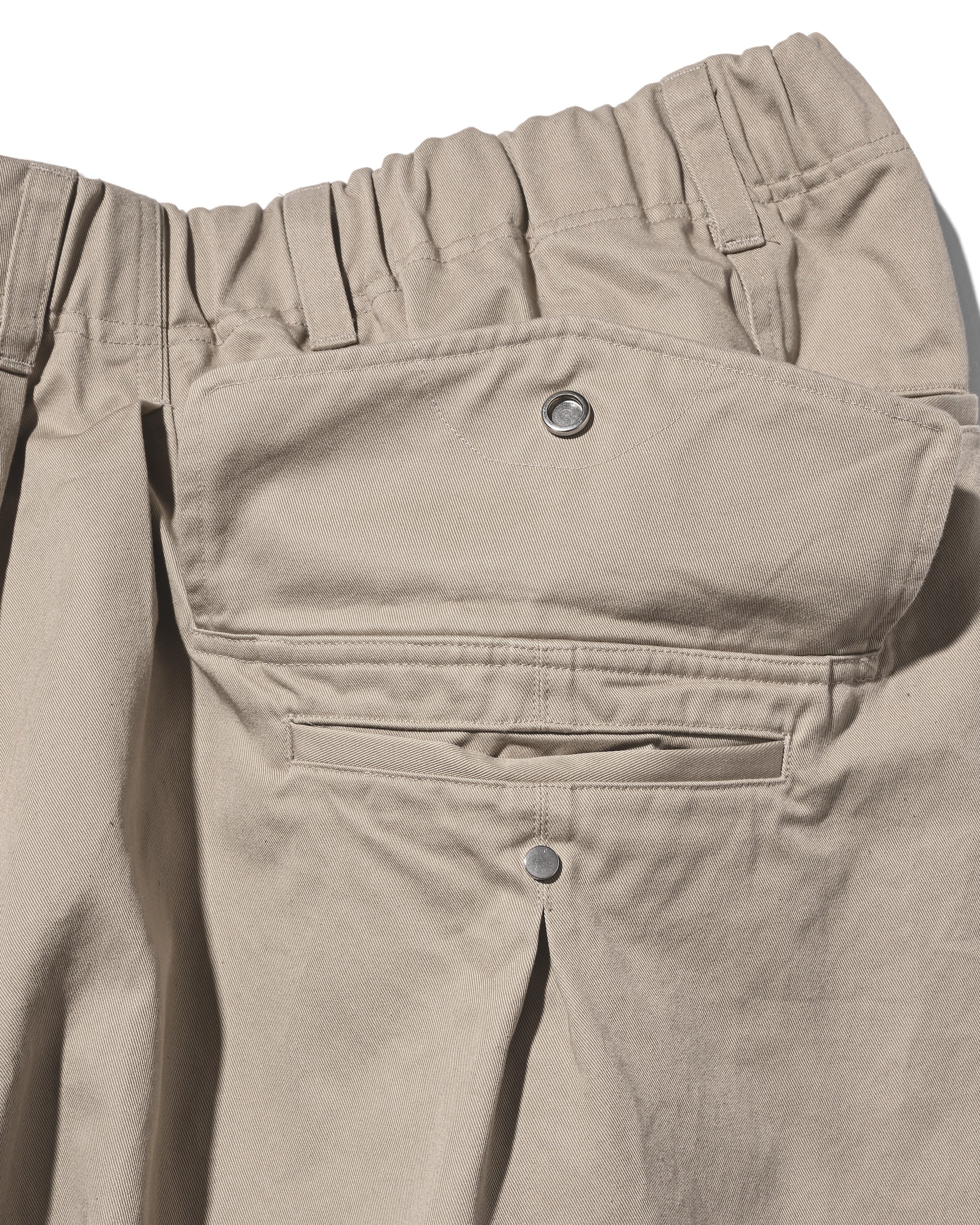 【3.14 SAT 20:00- IN STOCK】FLAP WIDE BALLOON HALF PANTS (GREIGE)