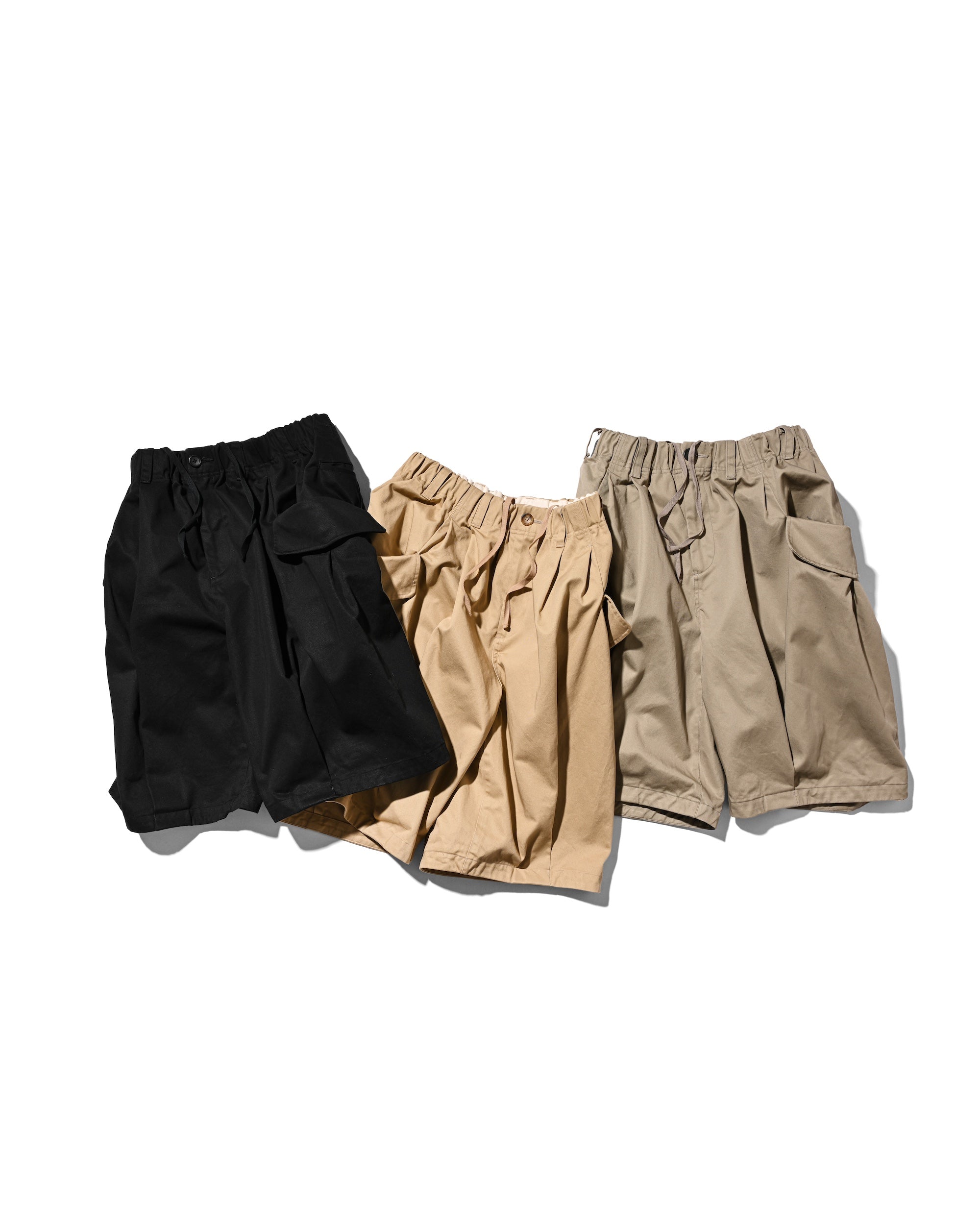FLAP WIDE BALLOON HALF PANTS (GREIGE)