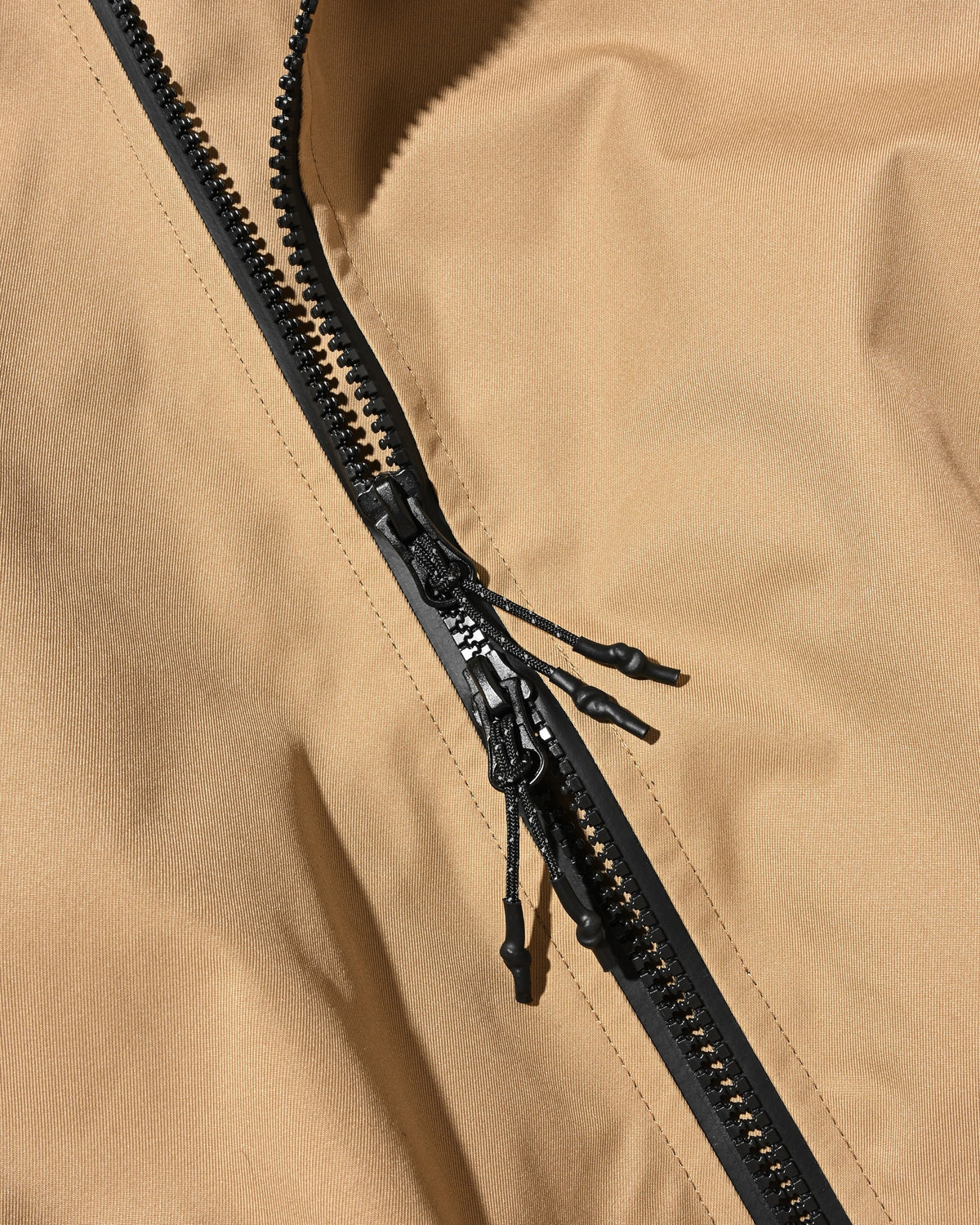 【10.17 SAT 20:00- IN STOCK】 +phenix WINDSTOPPER® by GORE-TEX LABS TWILL CITY STAND BALLOON UTILITY JACKET (CAMEL BEIGE)
