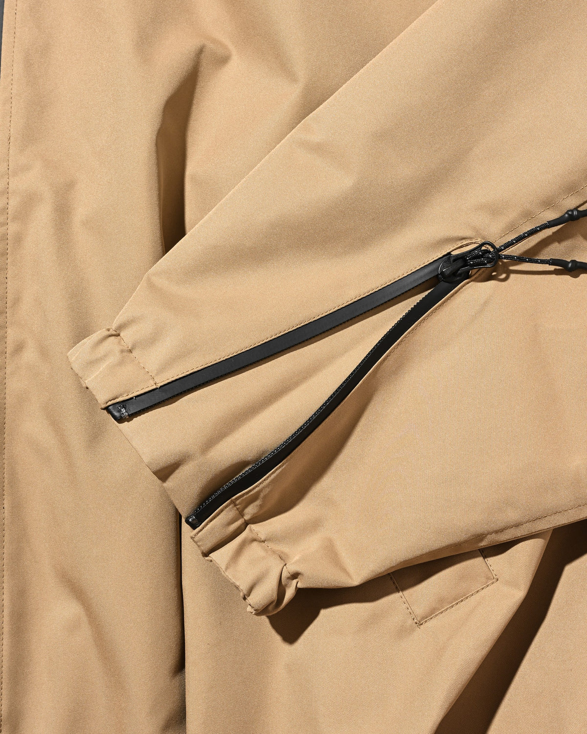 【10.17 SAT 20:00- IN STOCK】 +phenix WINDSTOPPER® by GORE-TEX LABS TWILL CITY STAND BALLOON UTILITY JACKET (CAMEL BEIGE)