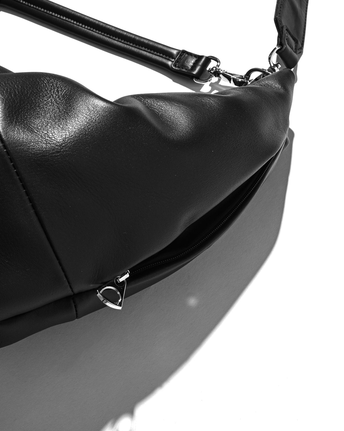 【10.21 WED 20:00- IN STOCK】 LEATHER 2WAY SYSTEM BAG (BLACK)