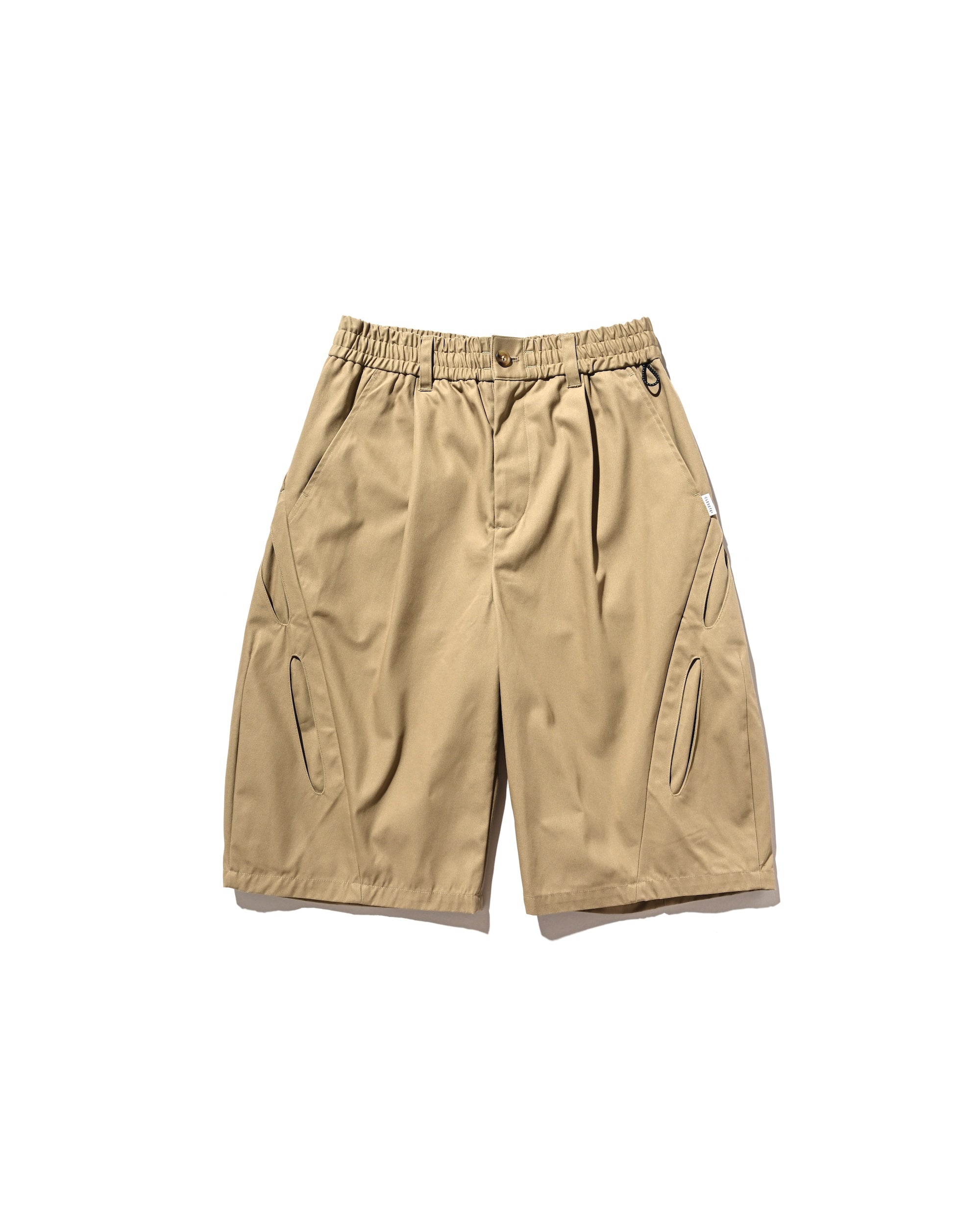 【8.23 SAT 20:00- IN STOCK】FUTURE MASSIVE TWISTED HALF PANTS (BEIGE)