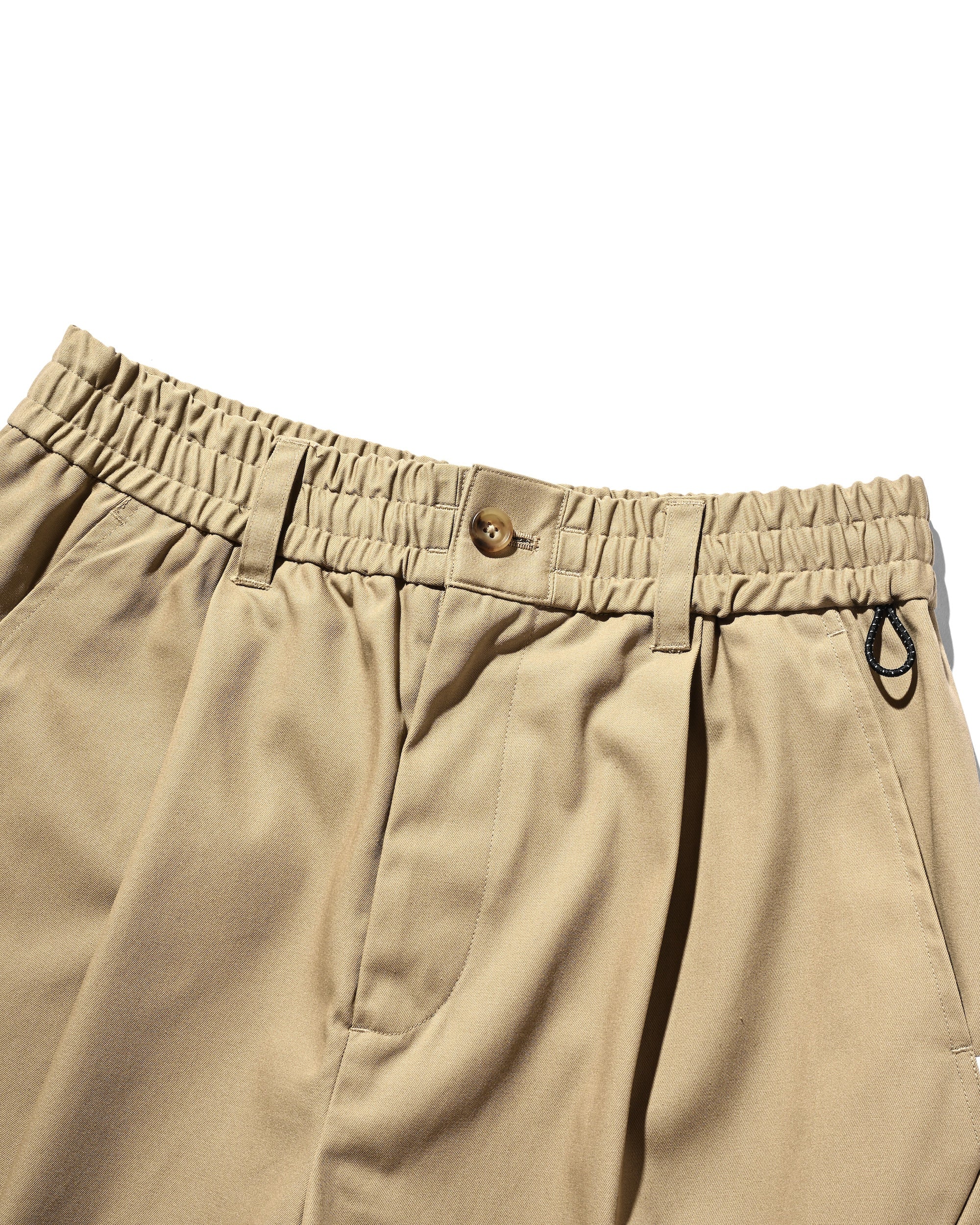 【8.23 SAT 20:00- IN STOCK】FUTURE MASSIVE TWISTED HALF PANTS (BEIGE)