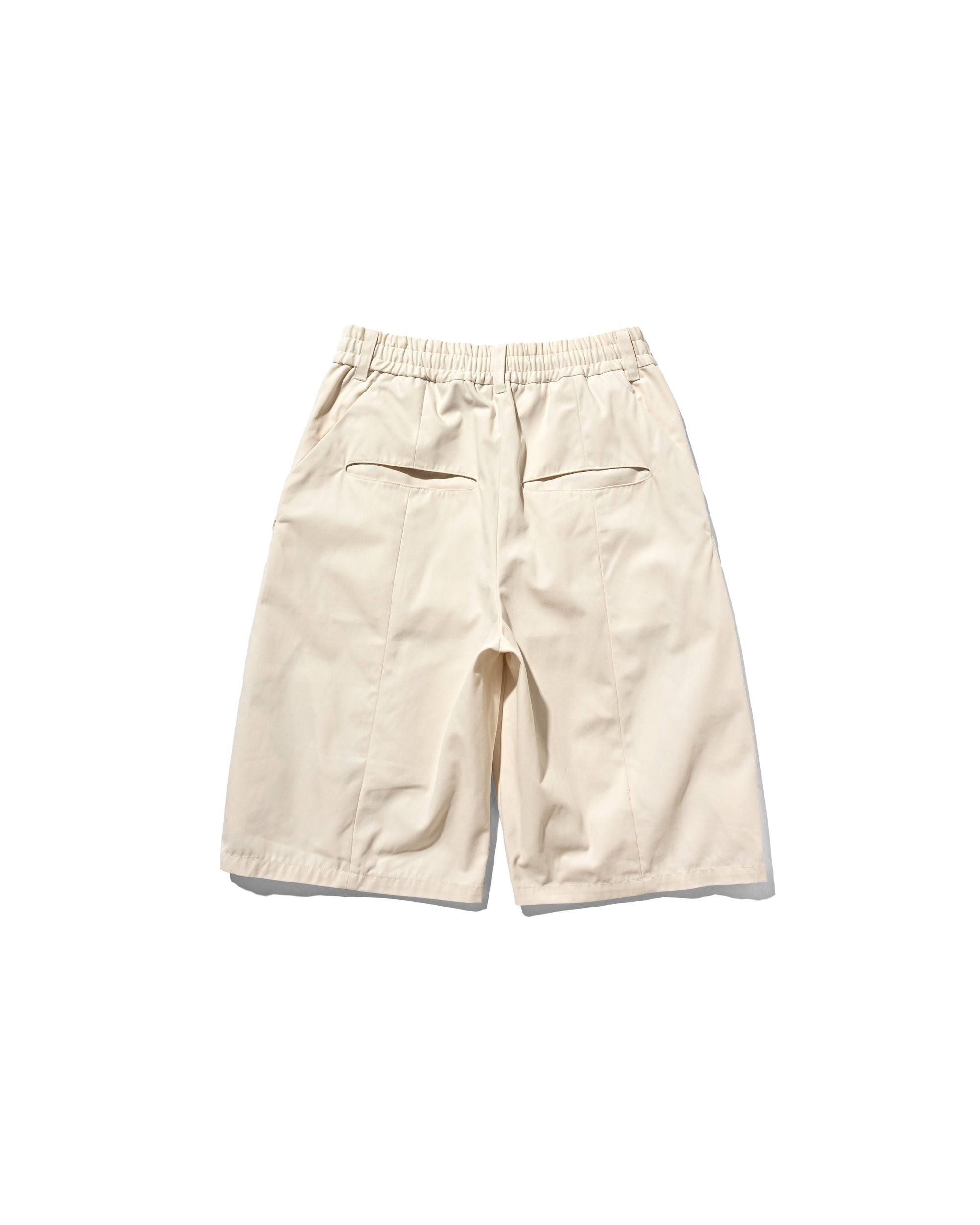 【8.23 SAT 20:00- IN STOCK】FUTURE MASSIVE TWISTED HALF PANTS (IVORY)