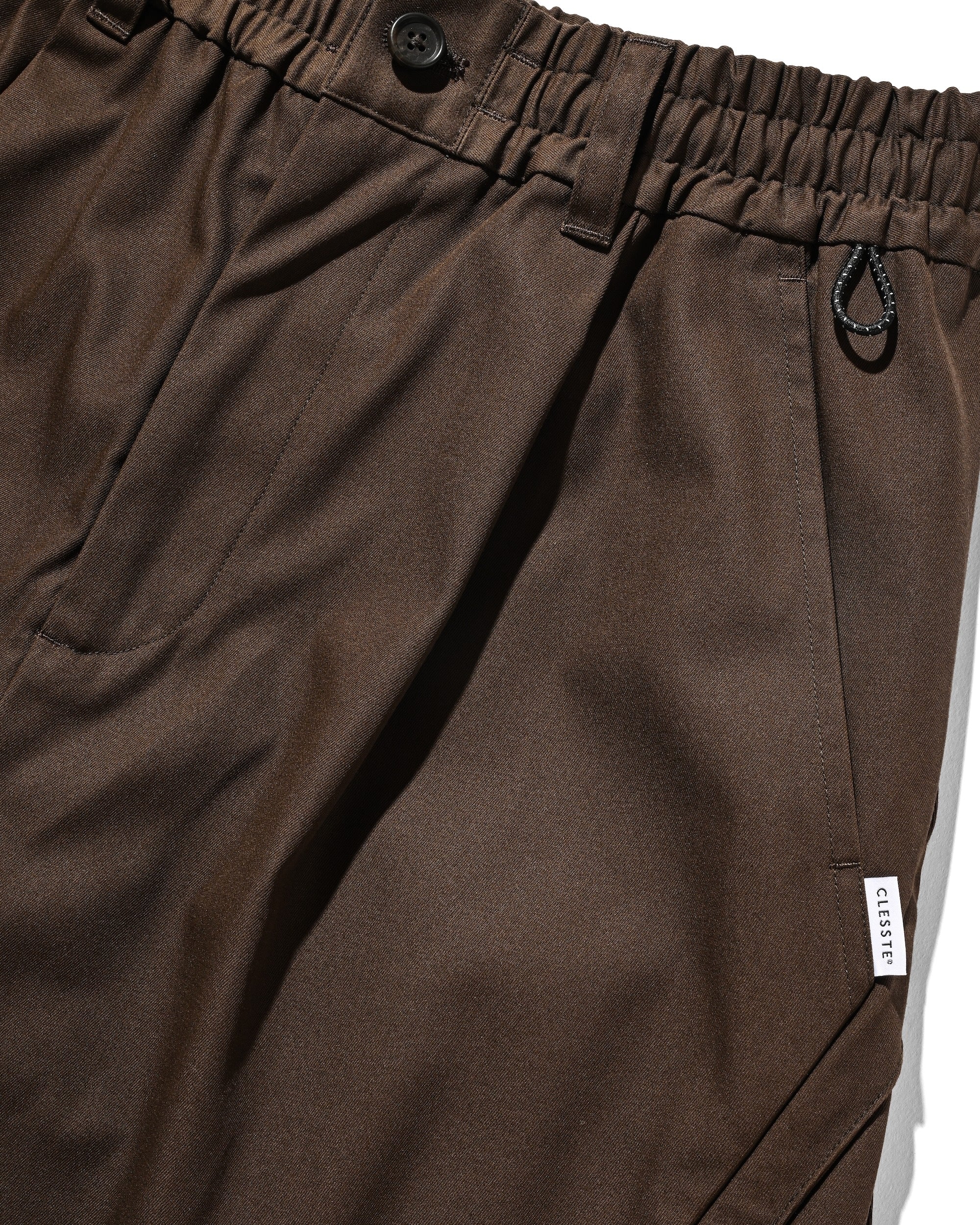 【8.23 SAT 20:00- IN STOCK】FUTURE MASSIVE TWISTED HALF PANTS (BROWN)