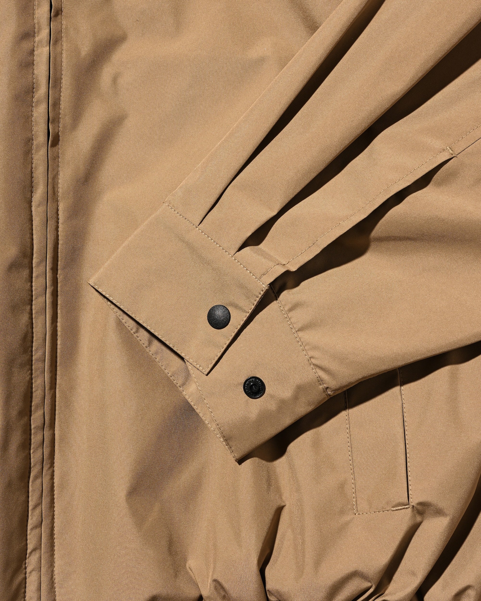 +phenix WINDSTOPPER® by GORE-TEX LABS ACTIVE CITY UTILITY JACKET (CAMEL BEIGE)