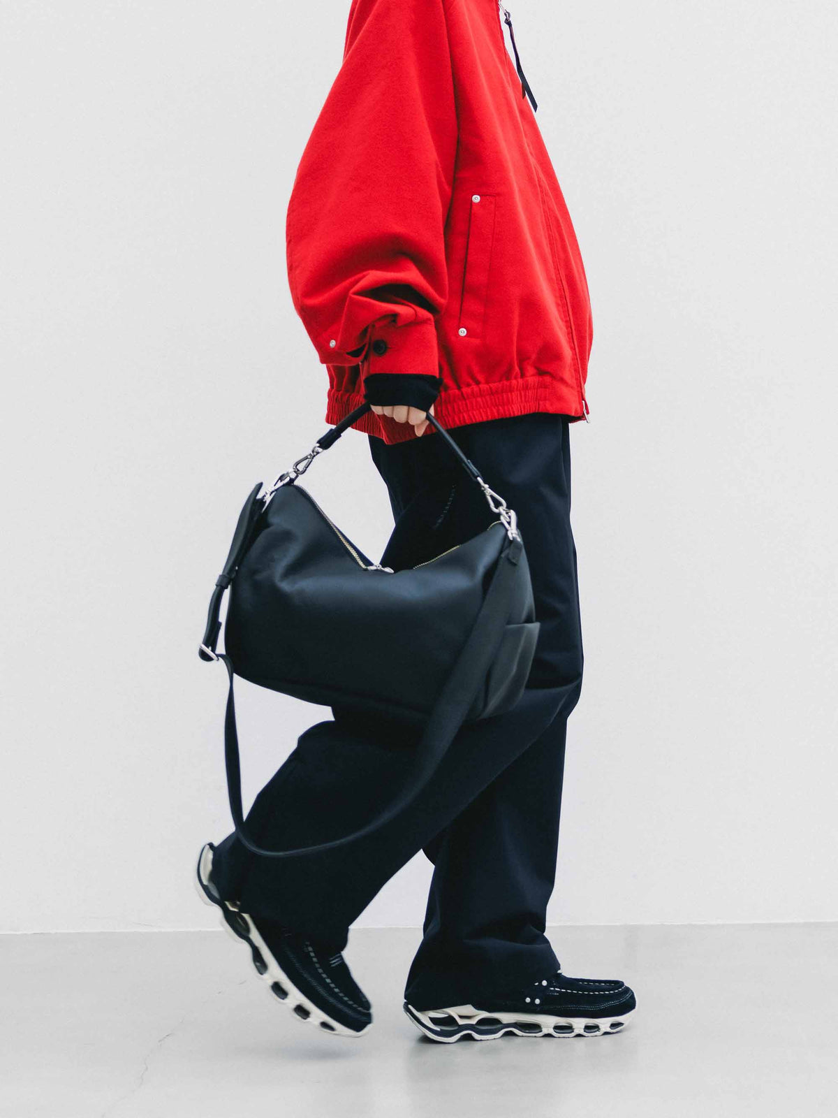 【9.30 WED 20:00- IN STOCK】GRAIN LEATHER DAYOFF BAG (BLACK)