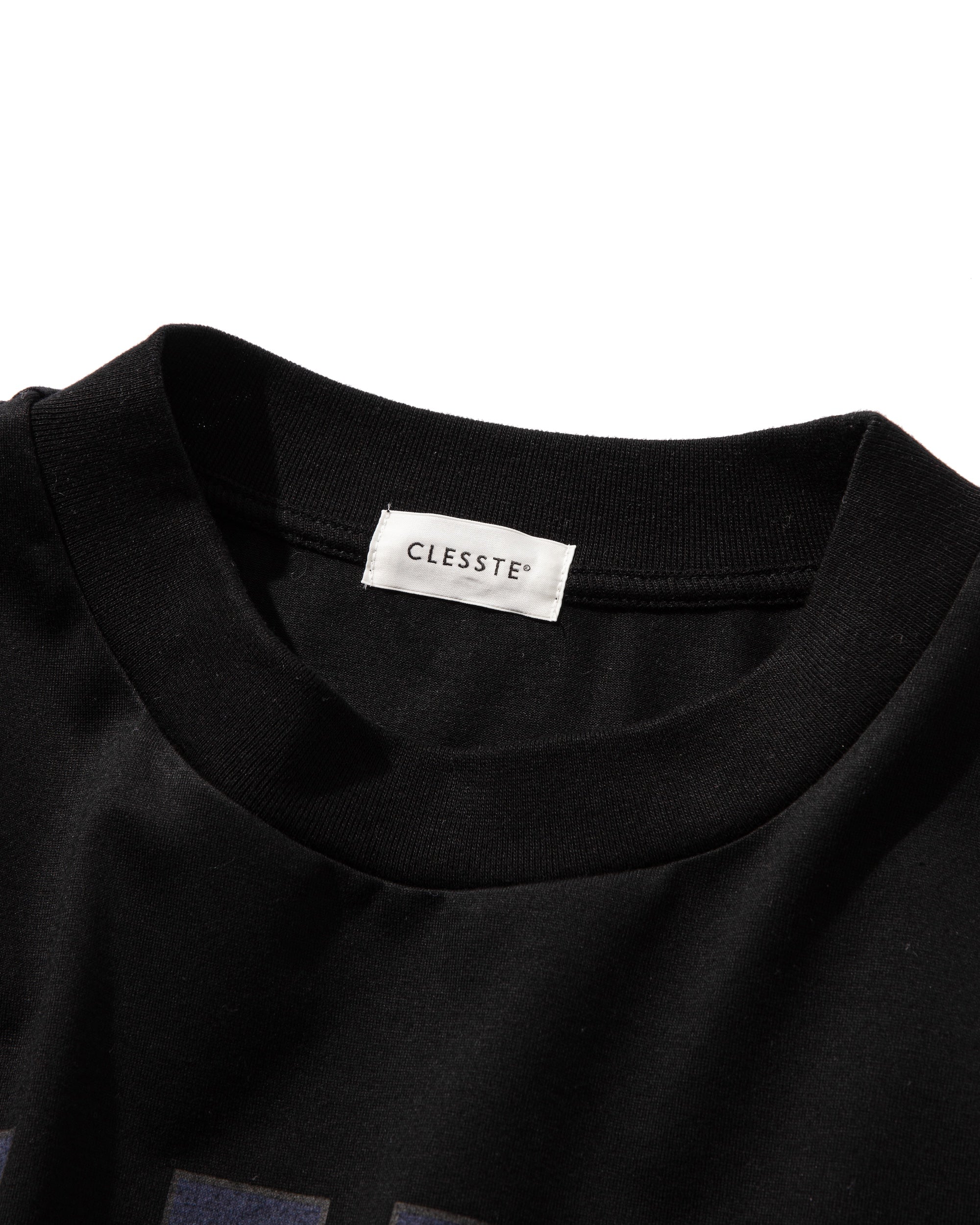 【7.17 WED 20:00- IN STOCK】“LESS” MASSIVE T-SHIRT WITH DRAWSTRINGS.