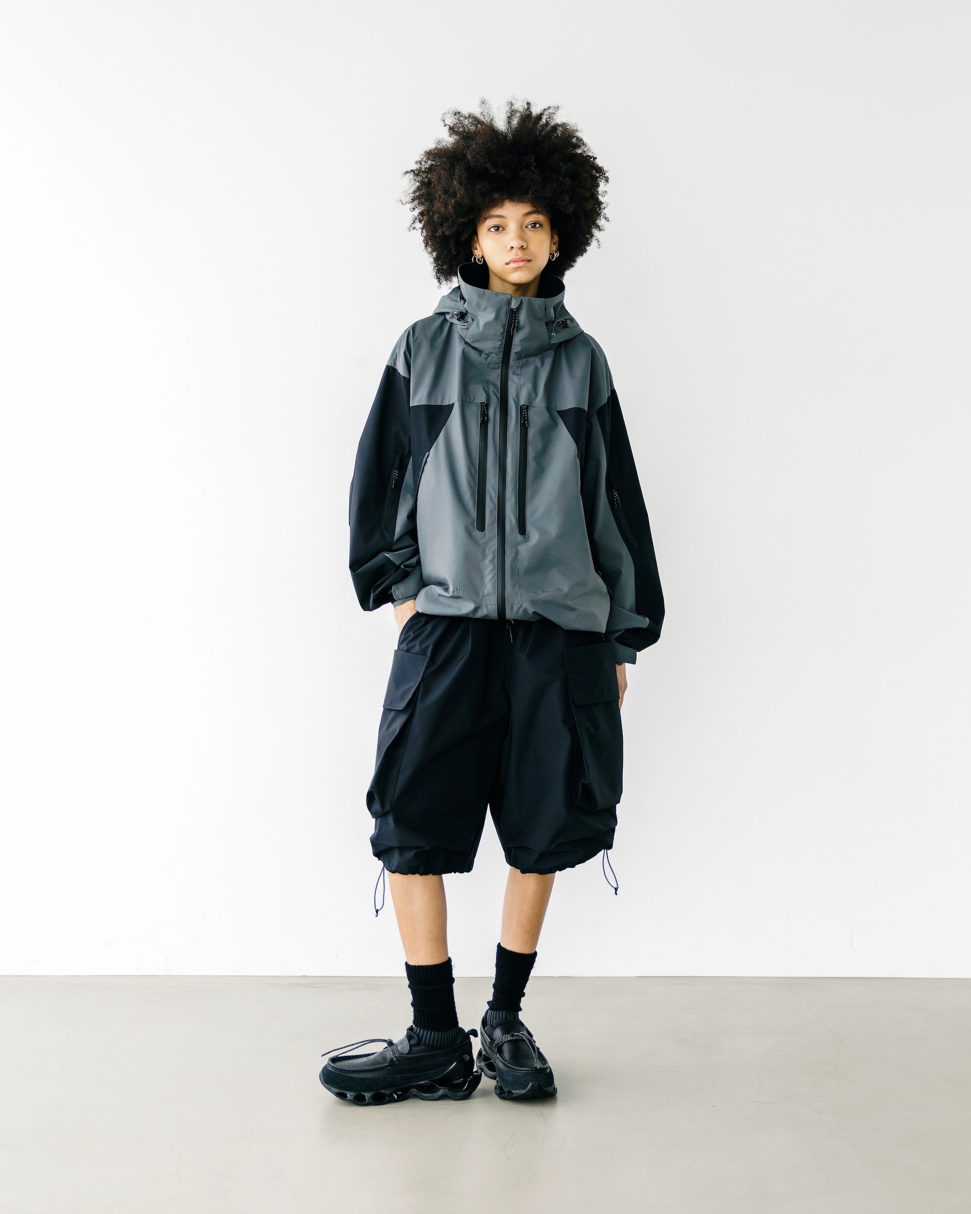 【9.3 WED 20:00- IN STOCK】+phenix WINDSTOPPER® by GORE-TEX LABS CITY MOUNTAIN PARKA (GRAPHAITE GRAY×BLACK)