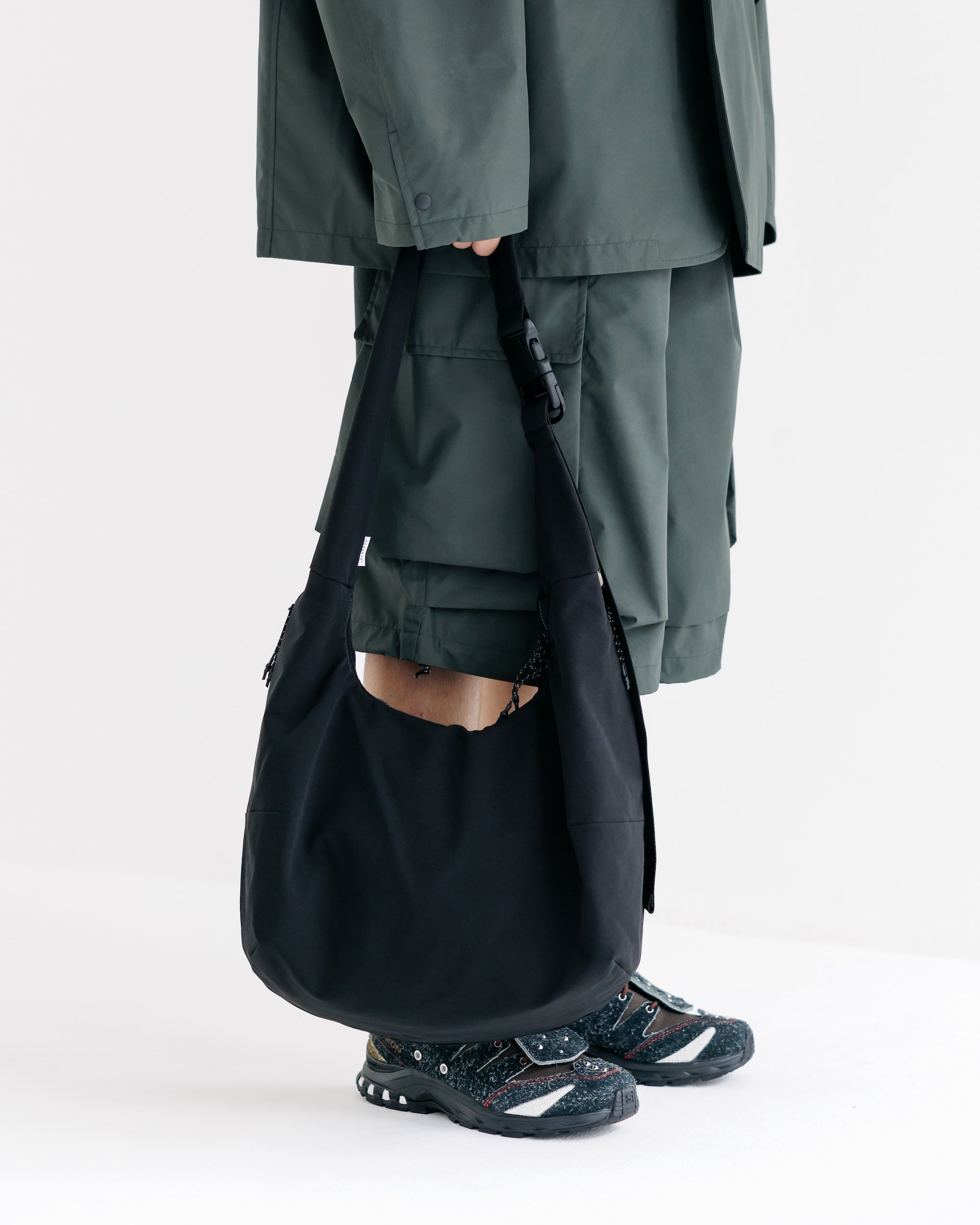 【9.13 SAT 20:00- IN STOCK】SOFT SHELL SYSTEM ADJUSTER BAG