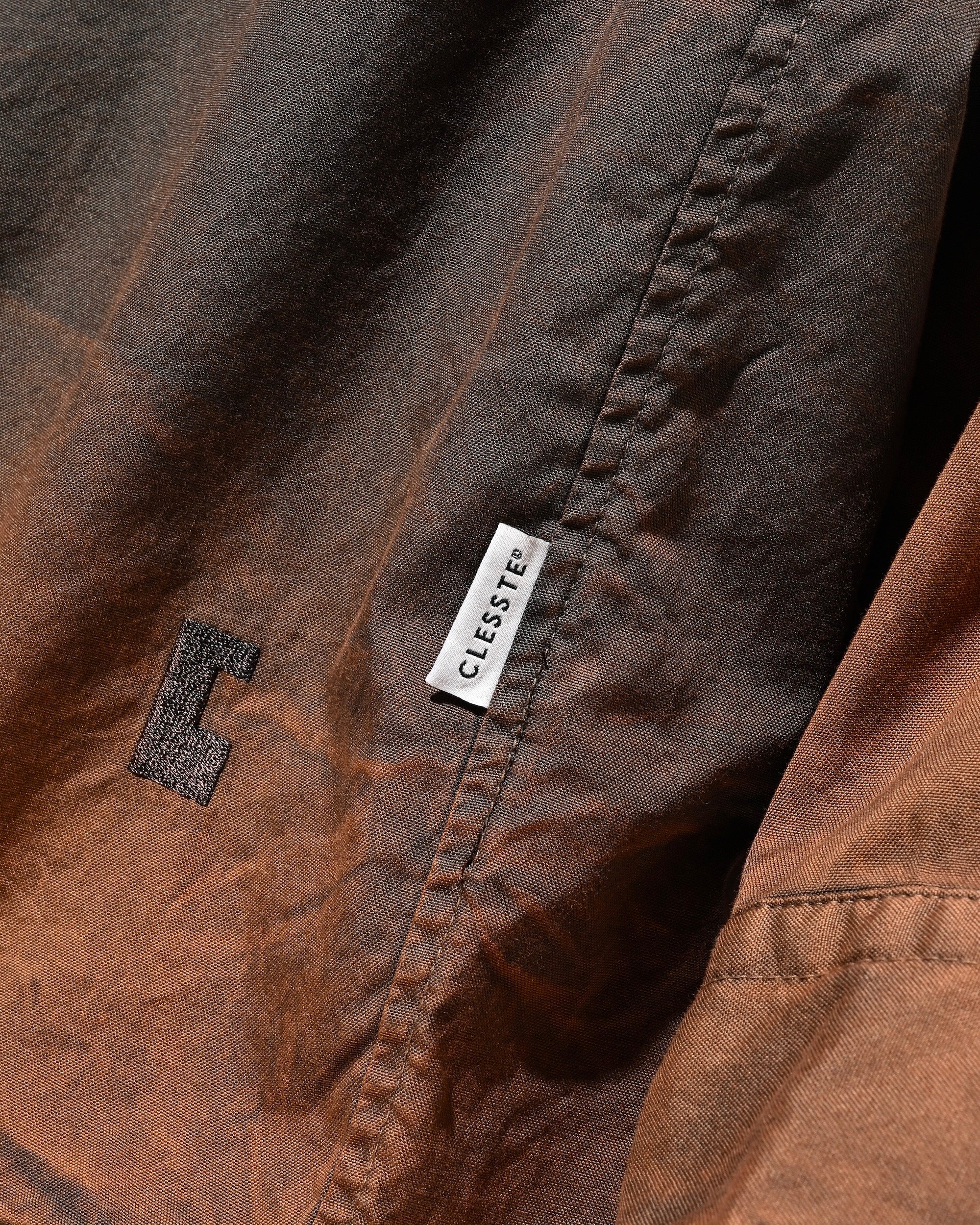 【10.1 WED 20:00- IN STOCK】GRADATION DYED CLASSIC CITY L/S SHIRT (BROWN)