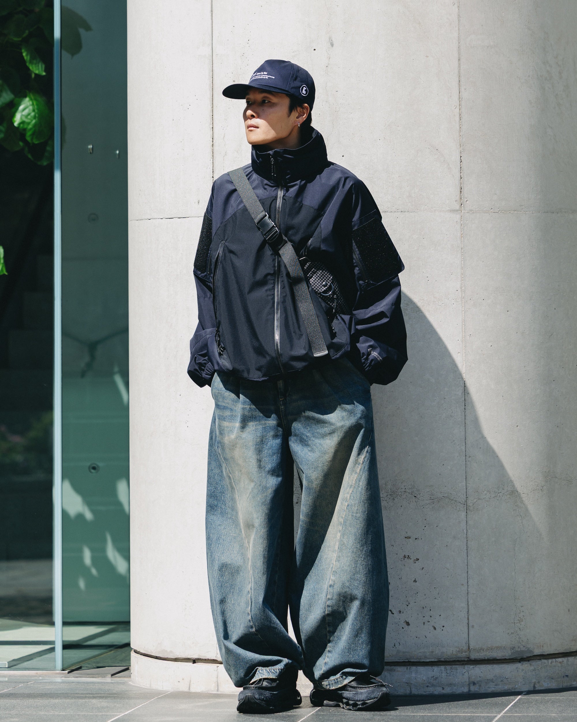 【10.22 WED 20:00- IN STOCK】VINTAGE DYED SELVEDGE DENIM MASSIVE TWISTED PANTS (VINTAGE INDIGO)