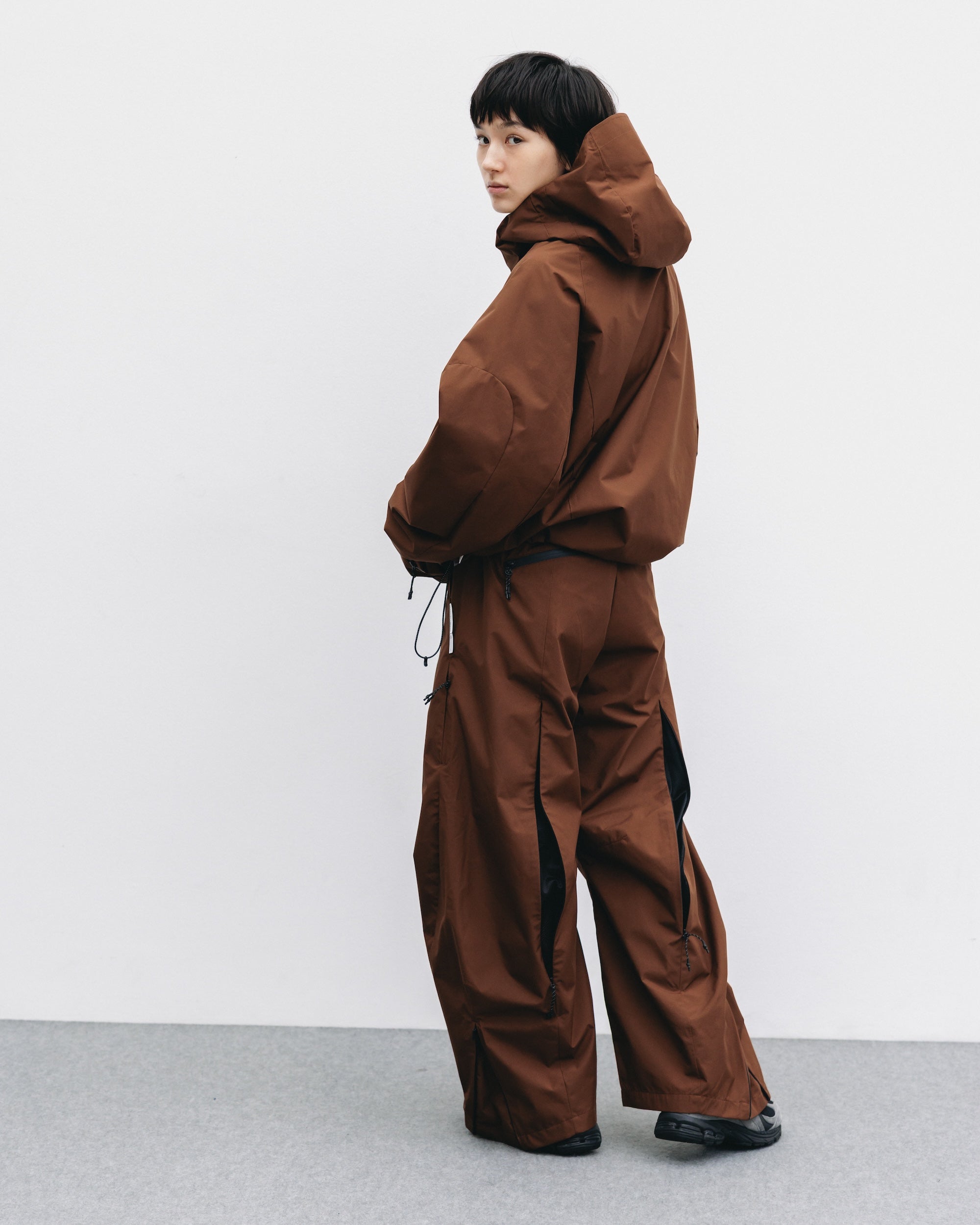 +phenix WINDSTOPPER® by GORE-TEX LABS CITY MOUNTAIN JACKET (CHOCOLATE BROWN)