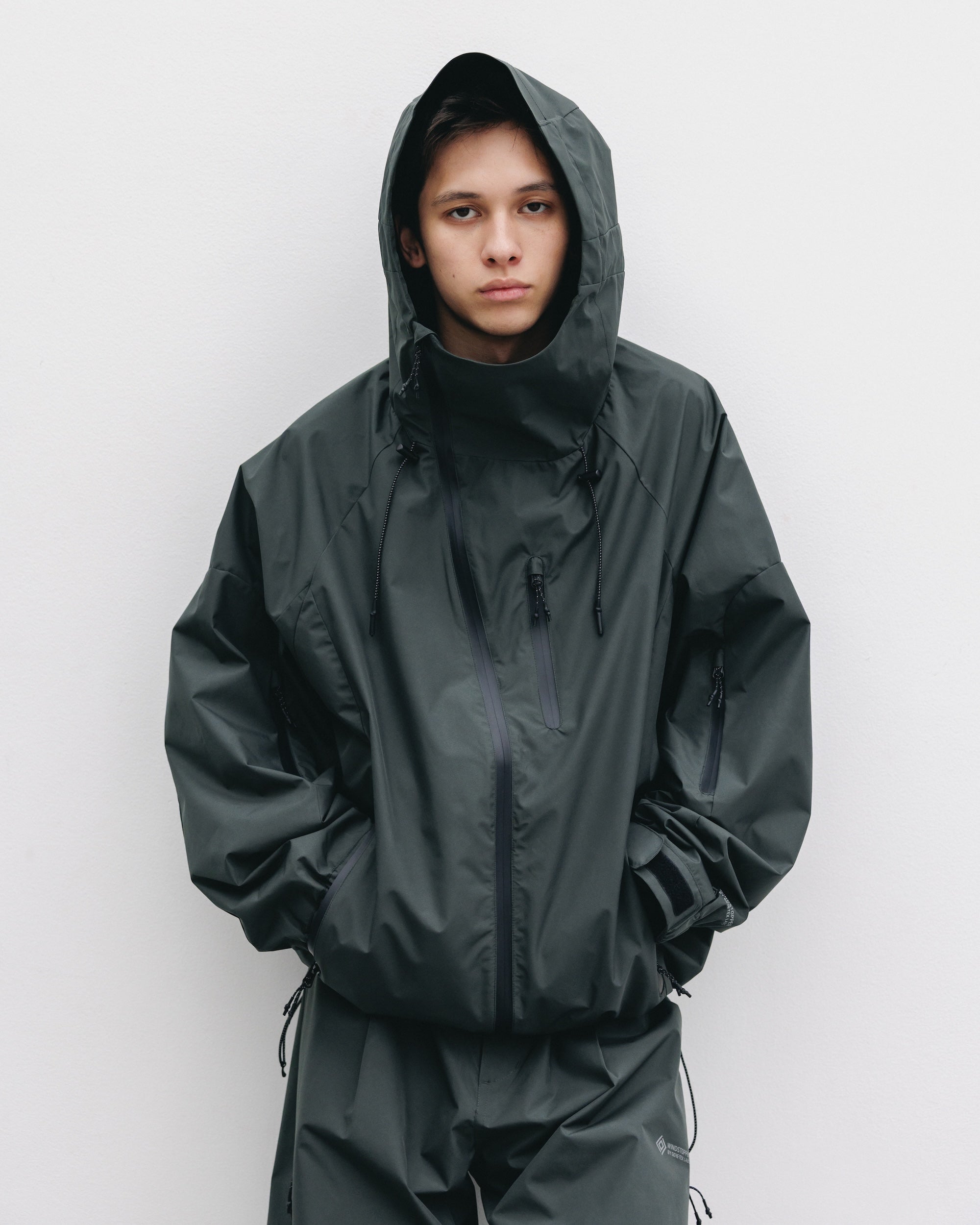 +phenix WINDSTOPPER® by GORE-TEX LABS CITY MOUNTAIN JACKET (ASPHALT GRAY)