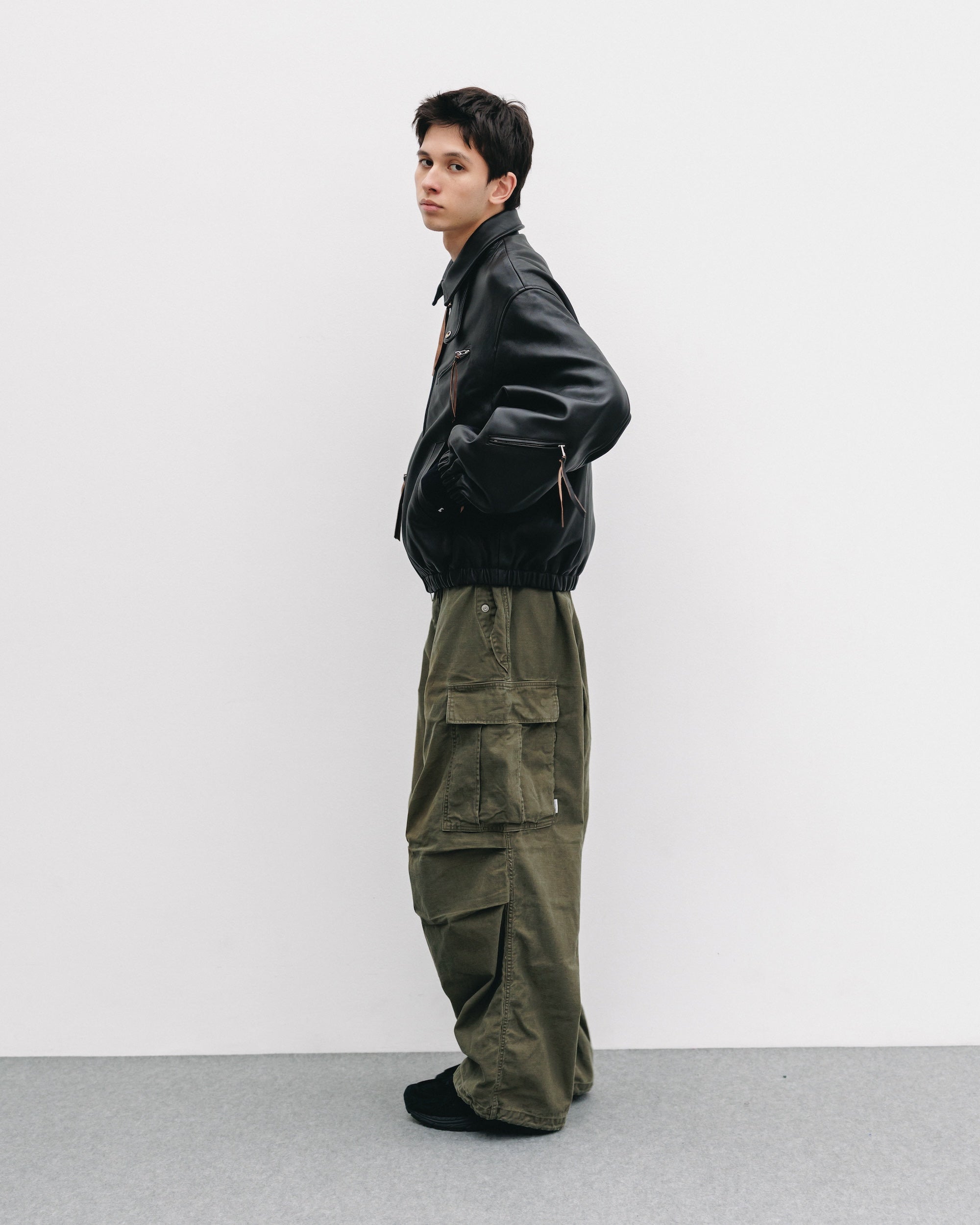 SHEEP LEATHER UTILITY JACKET (BLACK)