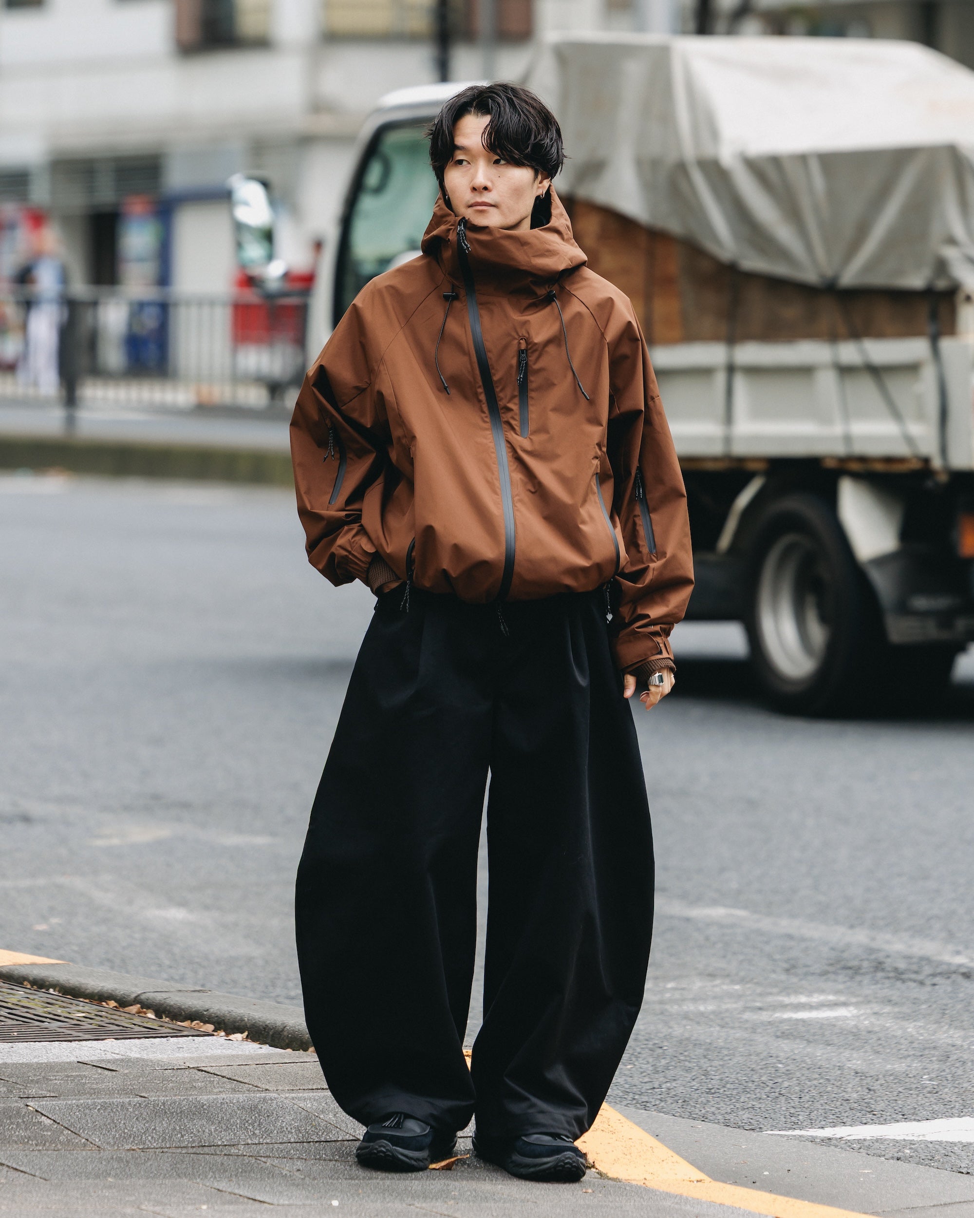 +phenix WINDSTOPPER® by GORE-TEX LABS CITY MOUNTAIN JACKET (CHOCOLATE BROWN)