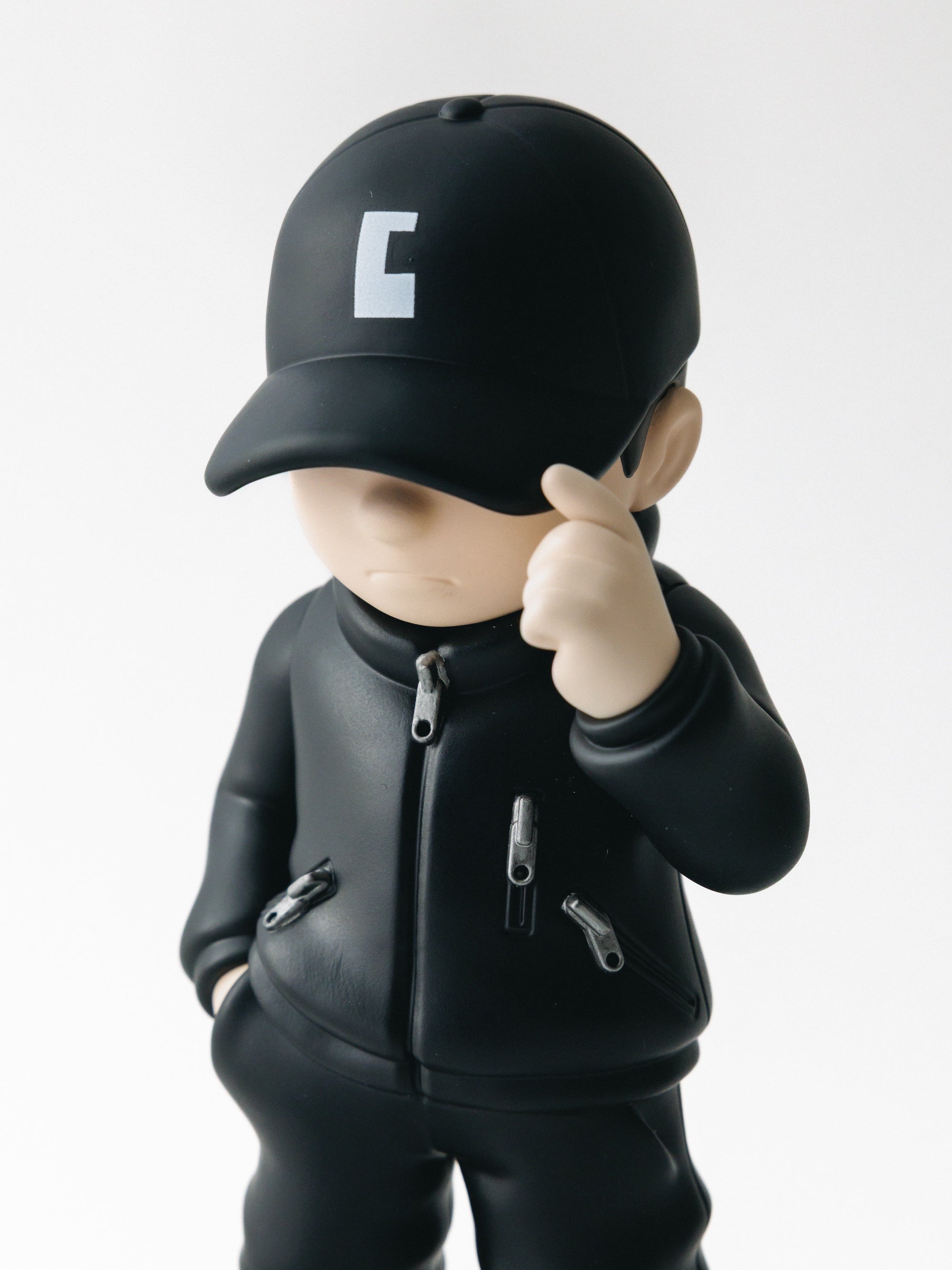 【3.21 SAT 20:00- IN STOCK】CLESSTE BOY TYPE01 FIGURE (300%)